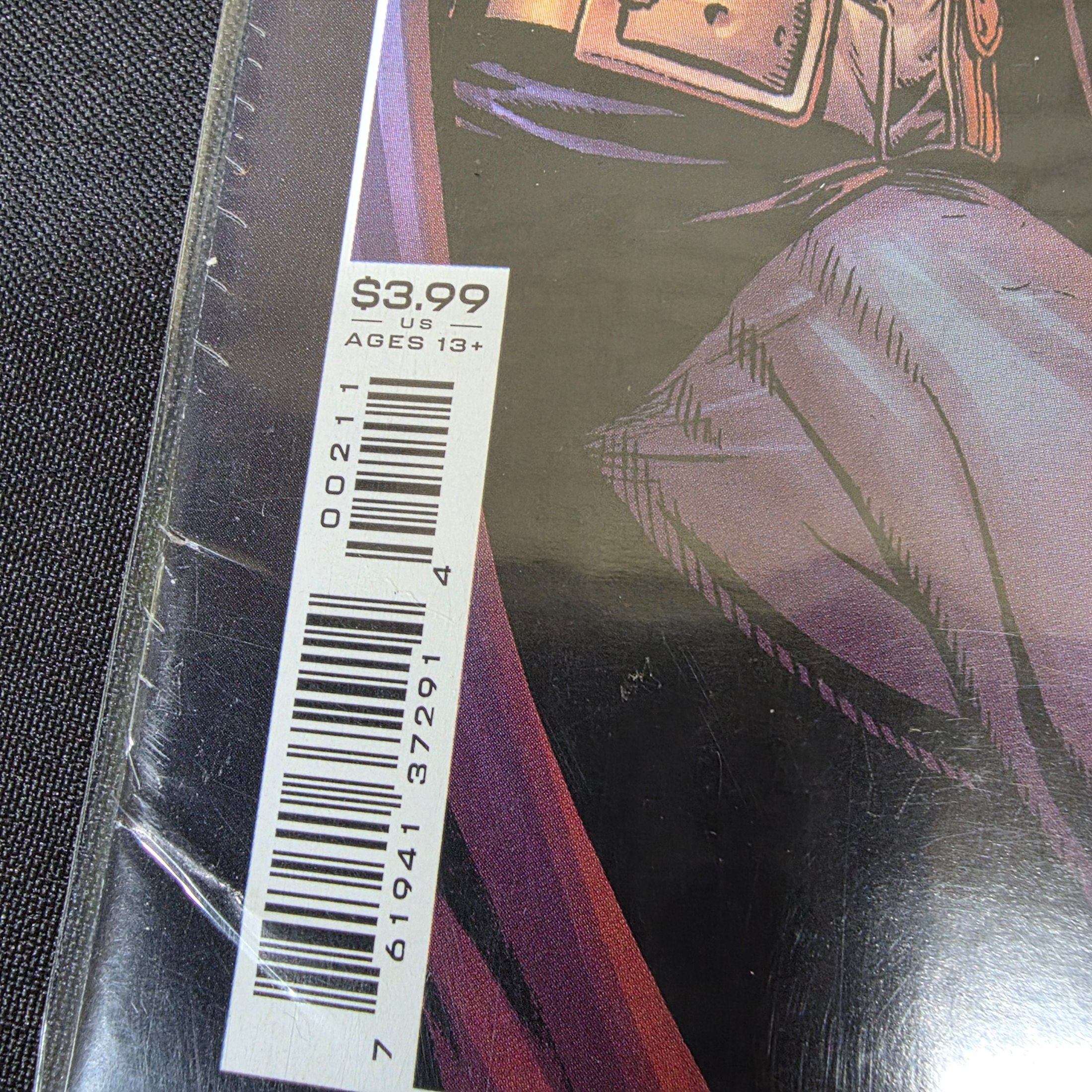 A lot of two DC Comics featuring Batman, including "Legends of the Dark Knight" issue 2 and "DC Comics Presents Batman 100-Page Spectacular" issue 1 from December 2011. - View 2