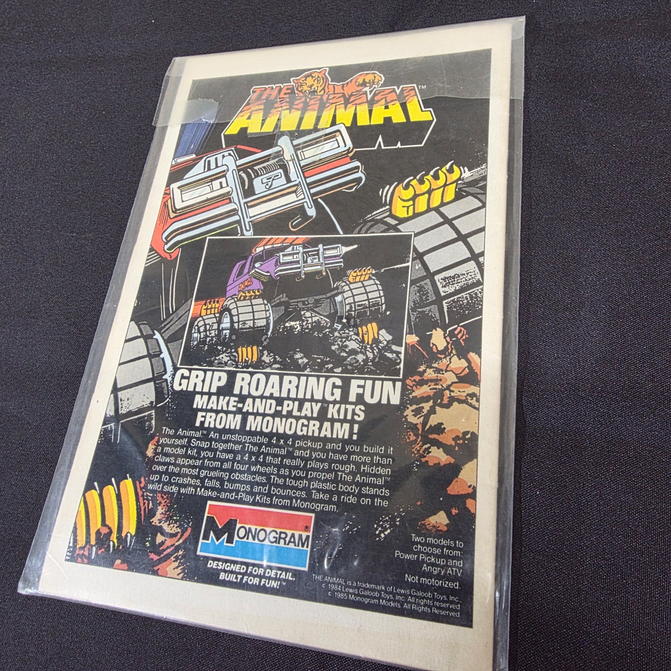 Superman No. 1 Vintage Comic — Lot 180, photograph 2