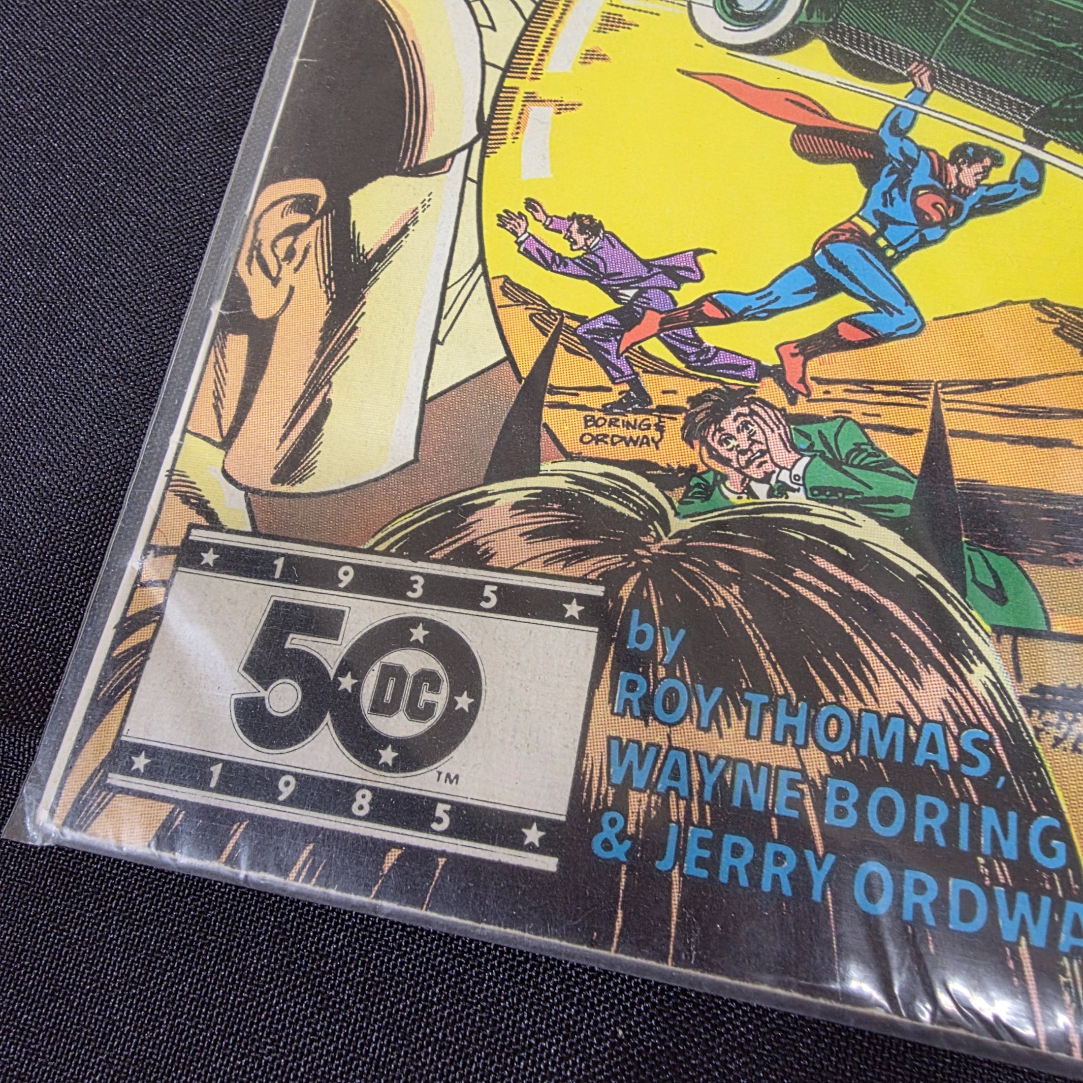 Superman No. 1 Vintage Comic — Lot 180, photograph 4