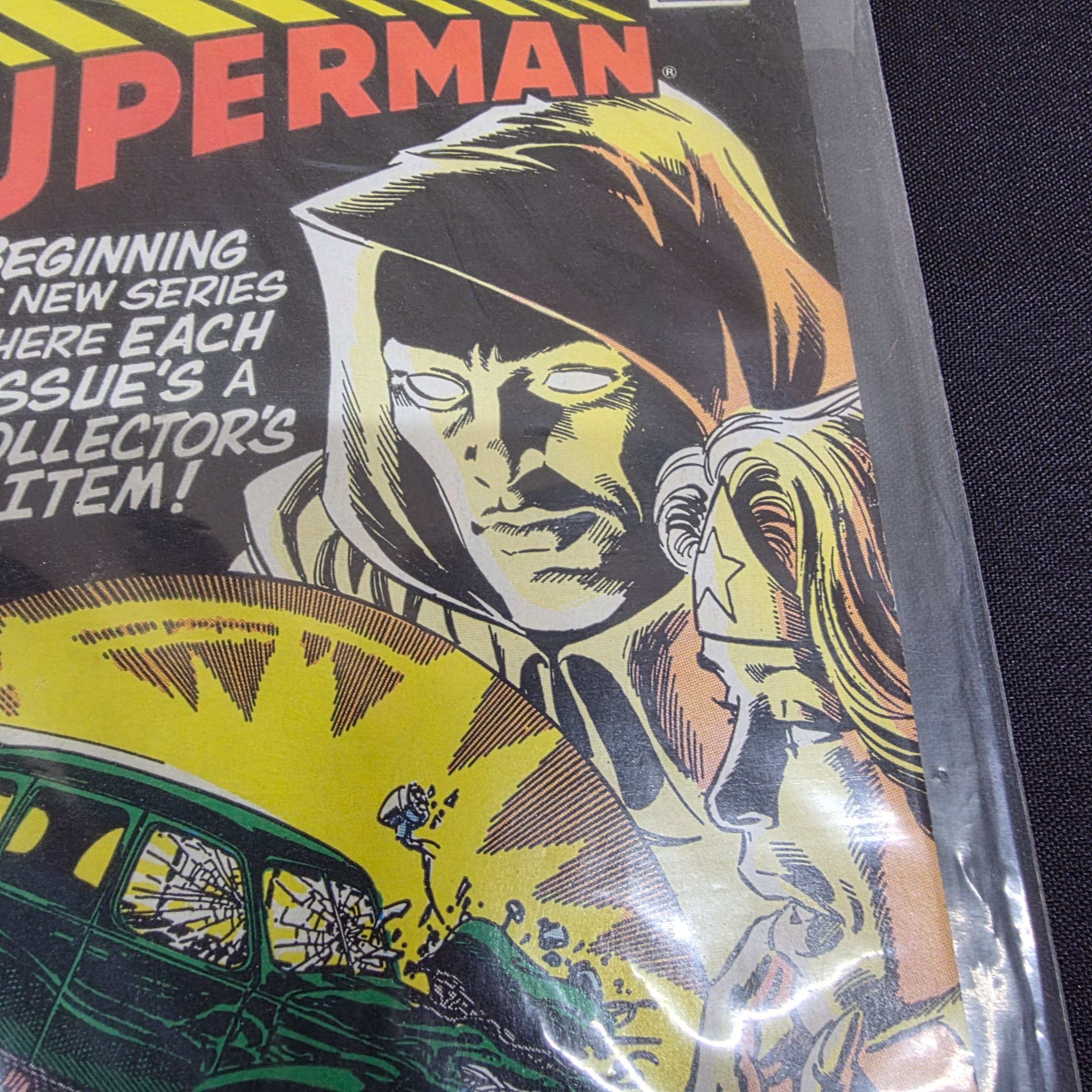 Superman No. 1 Vintage Comic — Lot 180, photograph 6