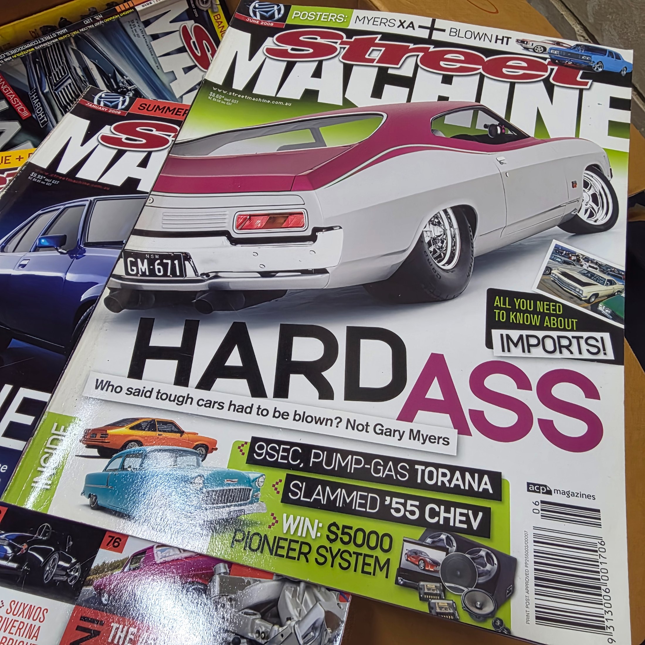 Boxed Collection of Street Machine and Street Commodores Automotive Magazines — Lot 027, photograph 3