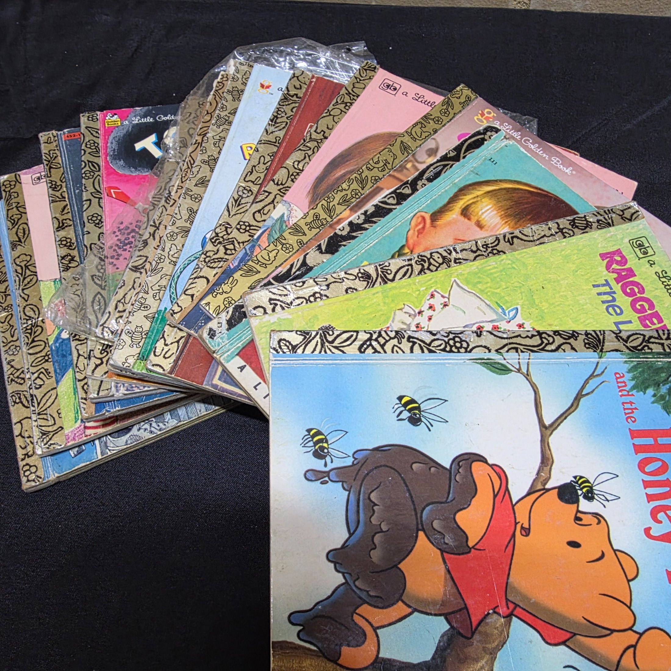 Collection of Vintage Little Golden Books — Lot 030, photograph 1