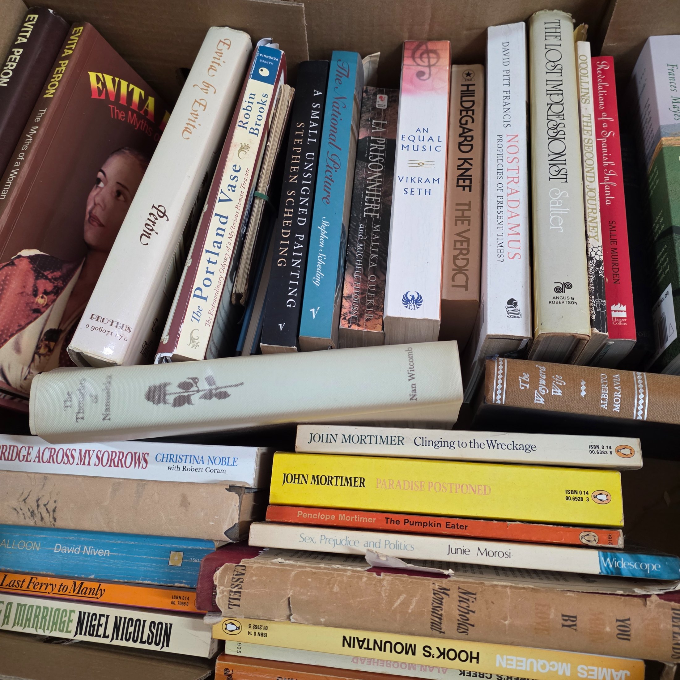 Large Lot of Assorted Fiction and Non-Fiction Books — Lot 036, photograph 6