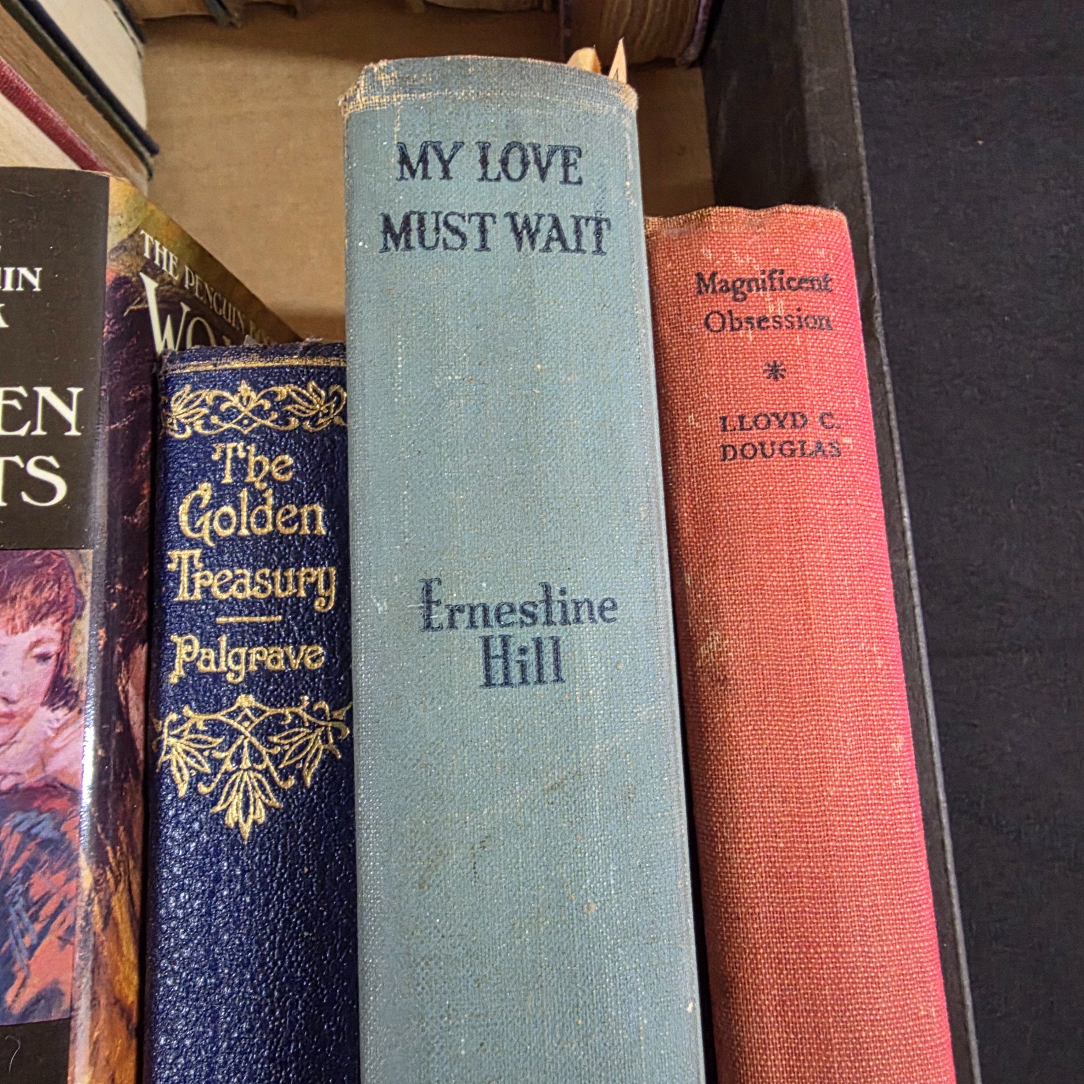 Lot of Assorted Vintage Hardcover Books — Lot 043, photograph 4