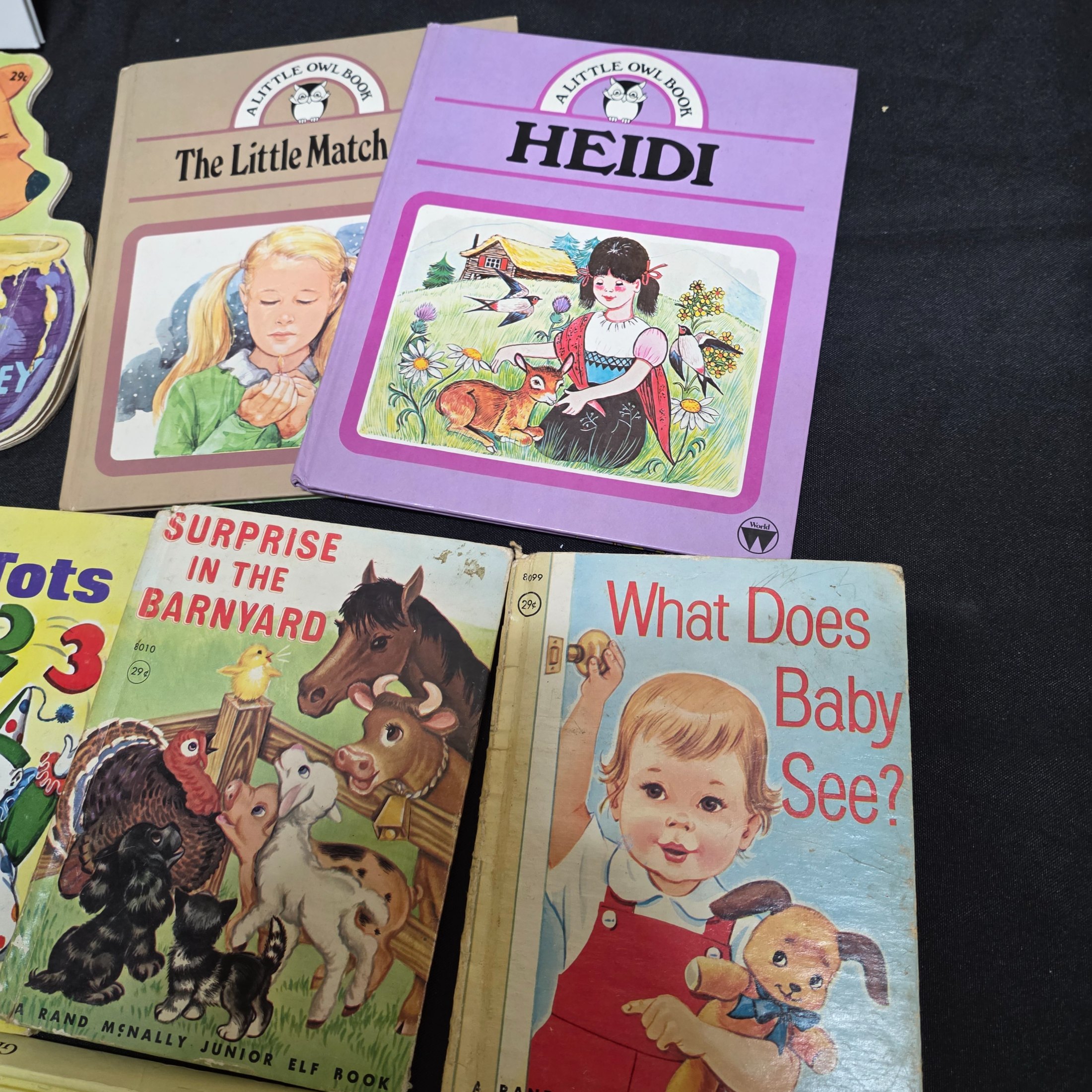 Lot of Vintage Children's Books featuring Winnie the Pooh and A.A. Milne — Lot 050, photograph 5
