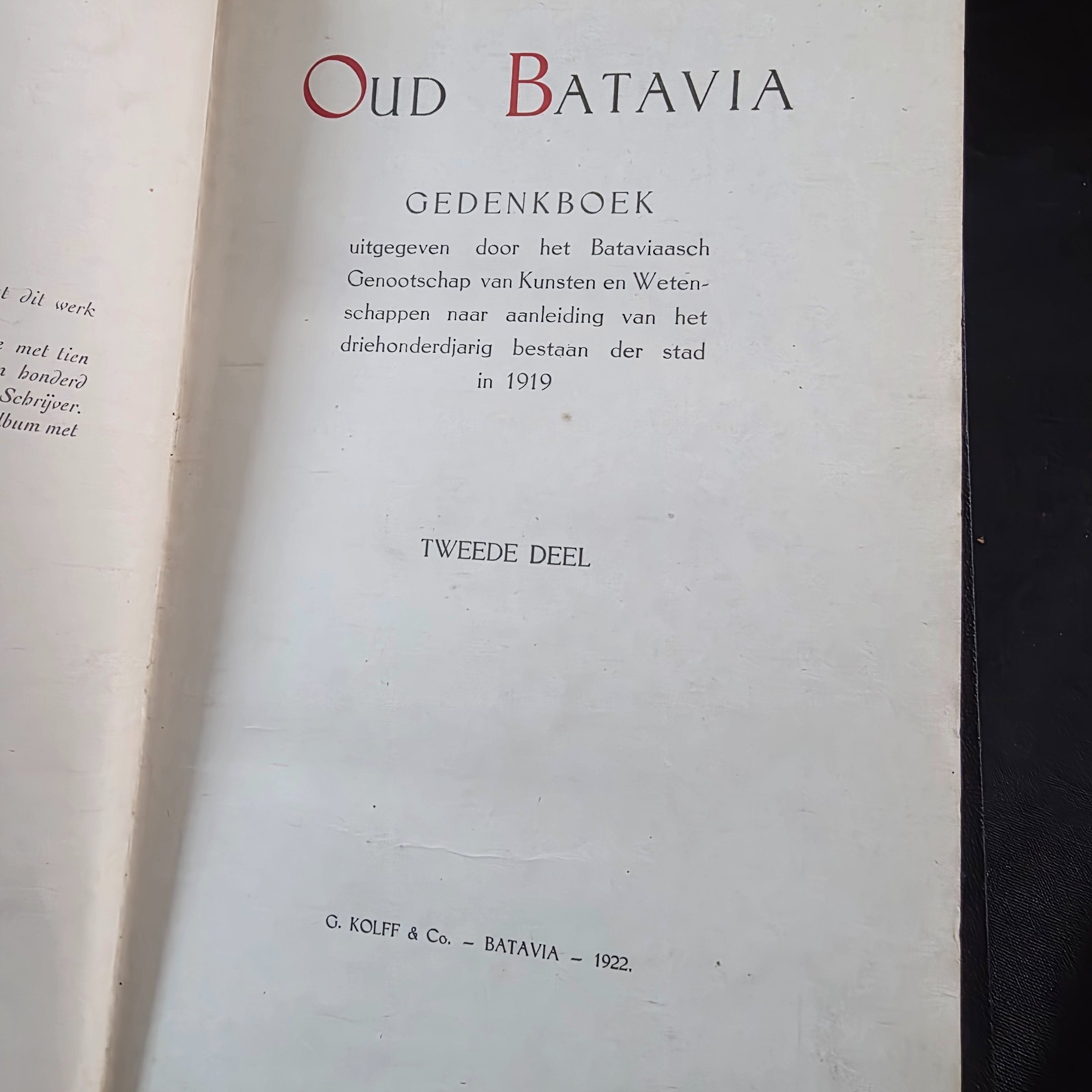 Lot of Perth/Fremantle, Voyages & Colonial History Books — Lot 119, photograph 3