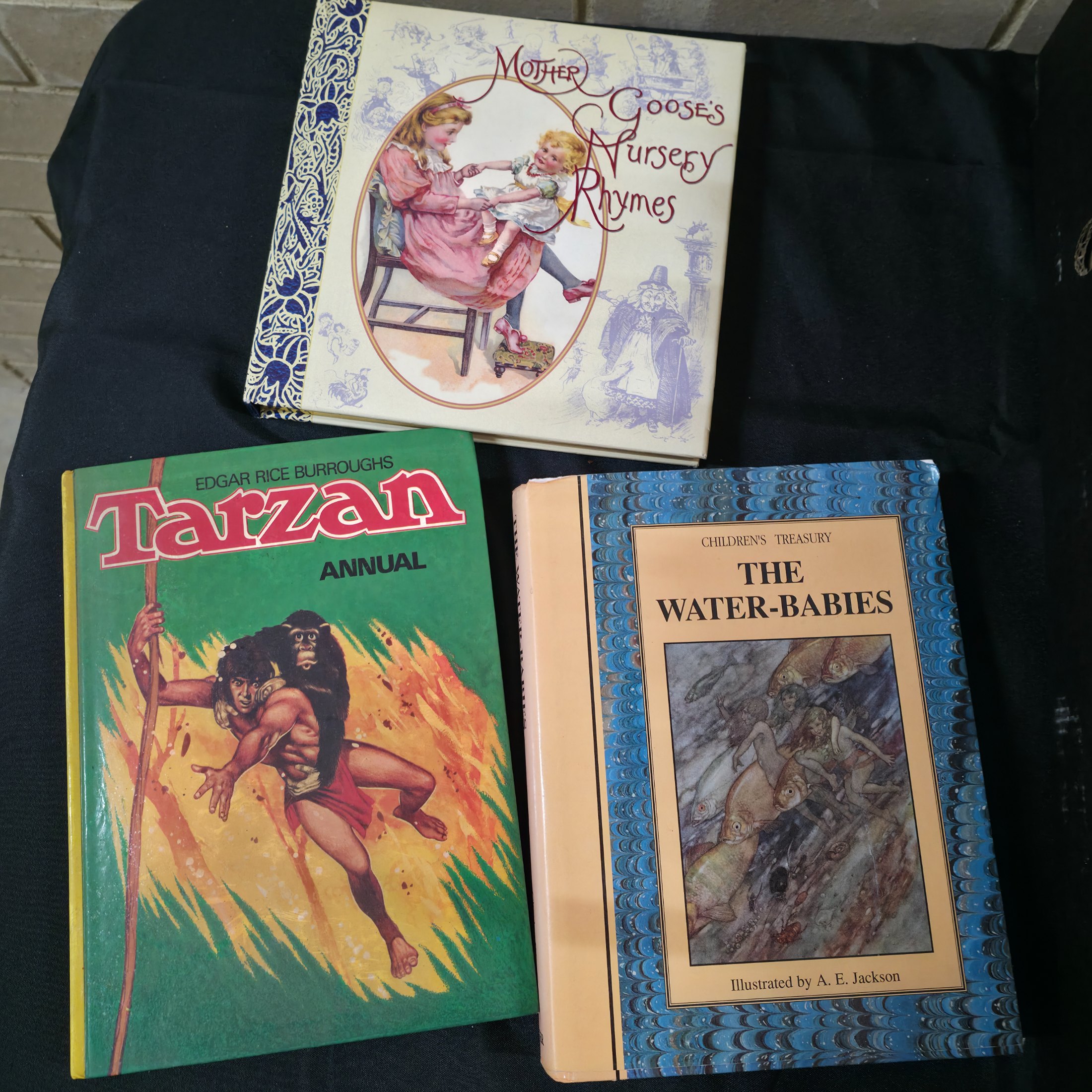 Box Lot Collection of Assorted Children's Classic Books: C.S. Lewis, Beatrix Potter... — Lot 122, photograph 7