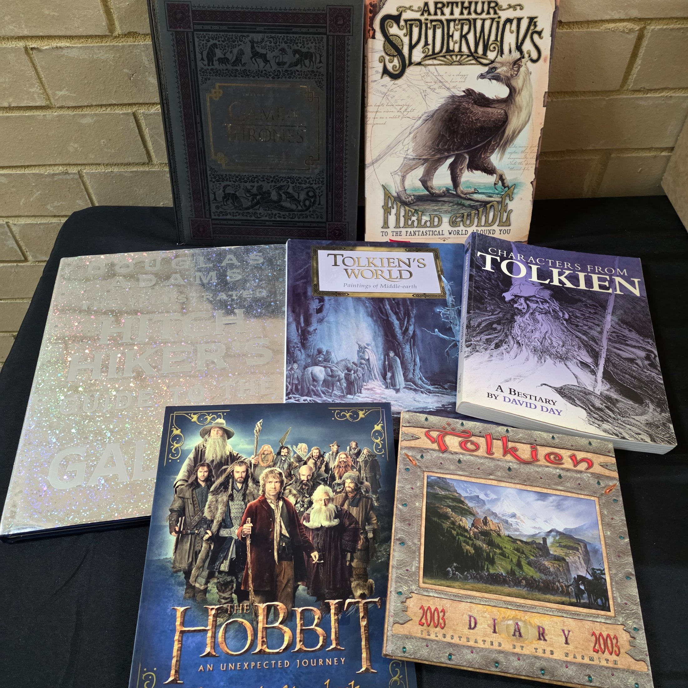 Collection of Fantasy and Sci-Fi Illustrated Books — Lot 127, photograph 1