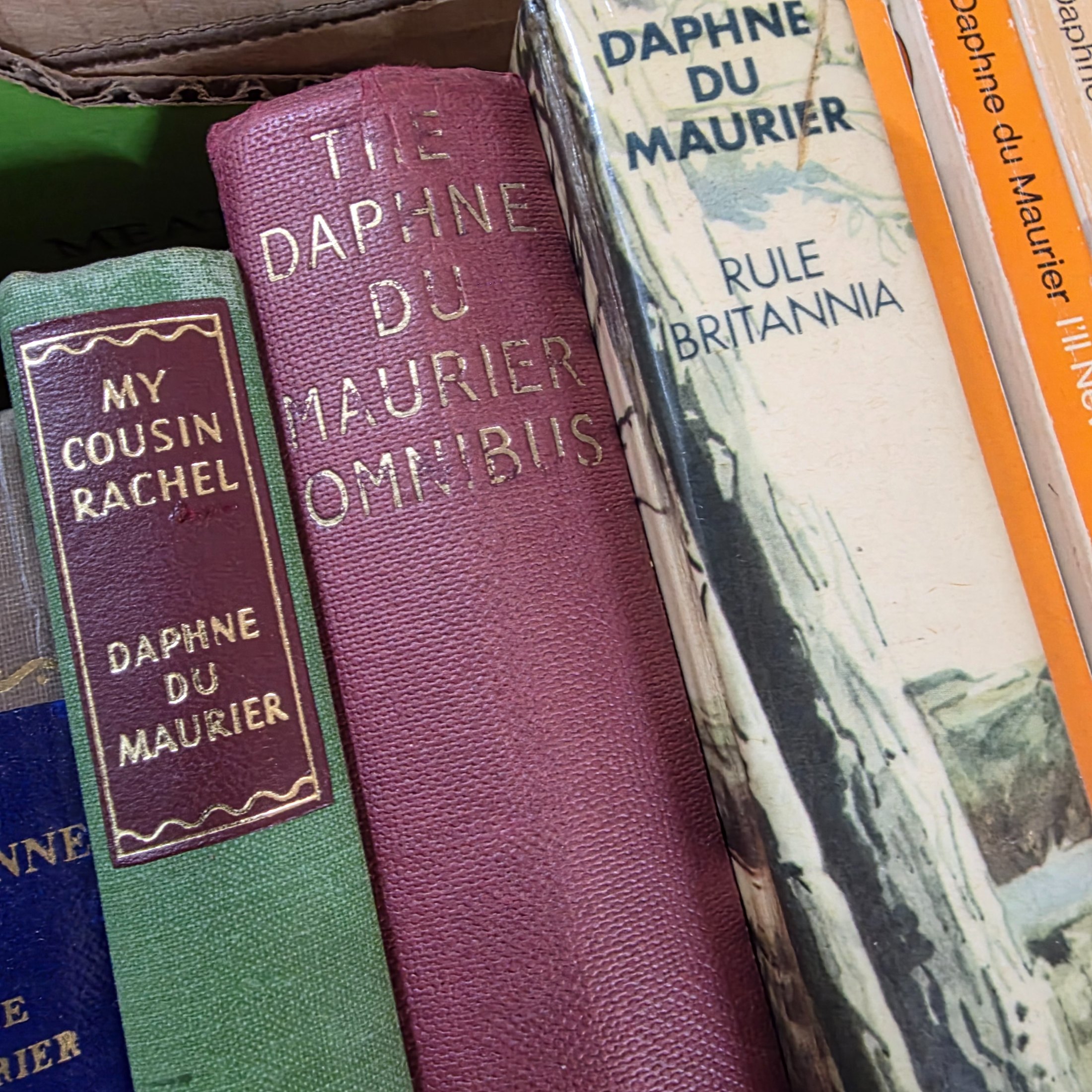 Collection of Vintage Daphne du Maurier Novels and Short Stories — Lot 129, photograph 5
