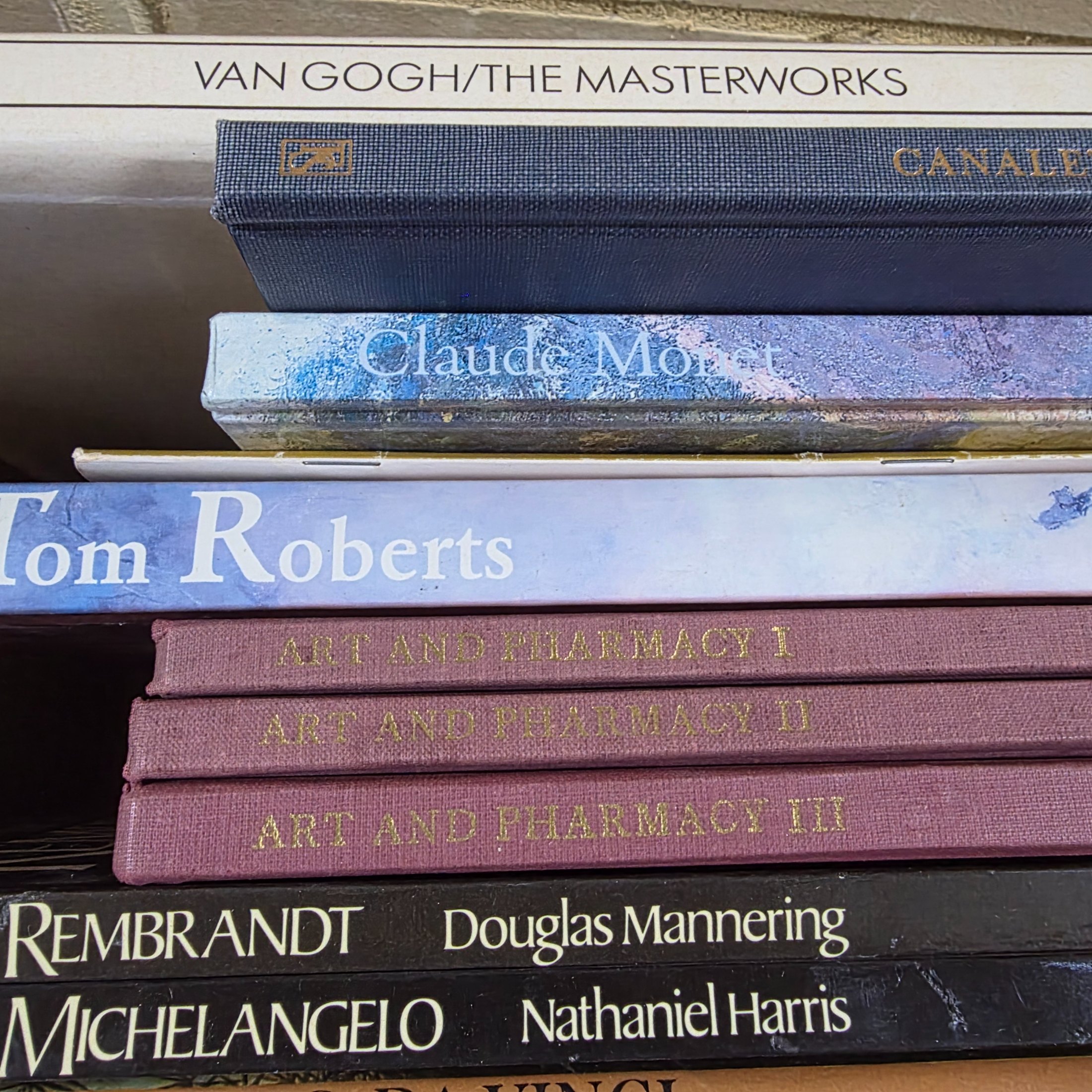 3x Boxes of Cooking, Art & Local History Assorted Fiction Books — Lot 132, photograph 8