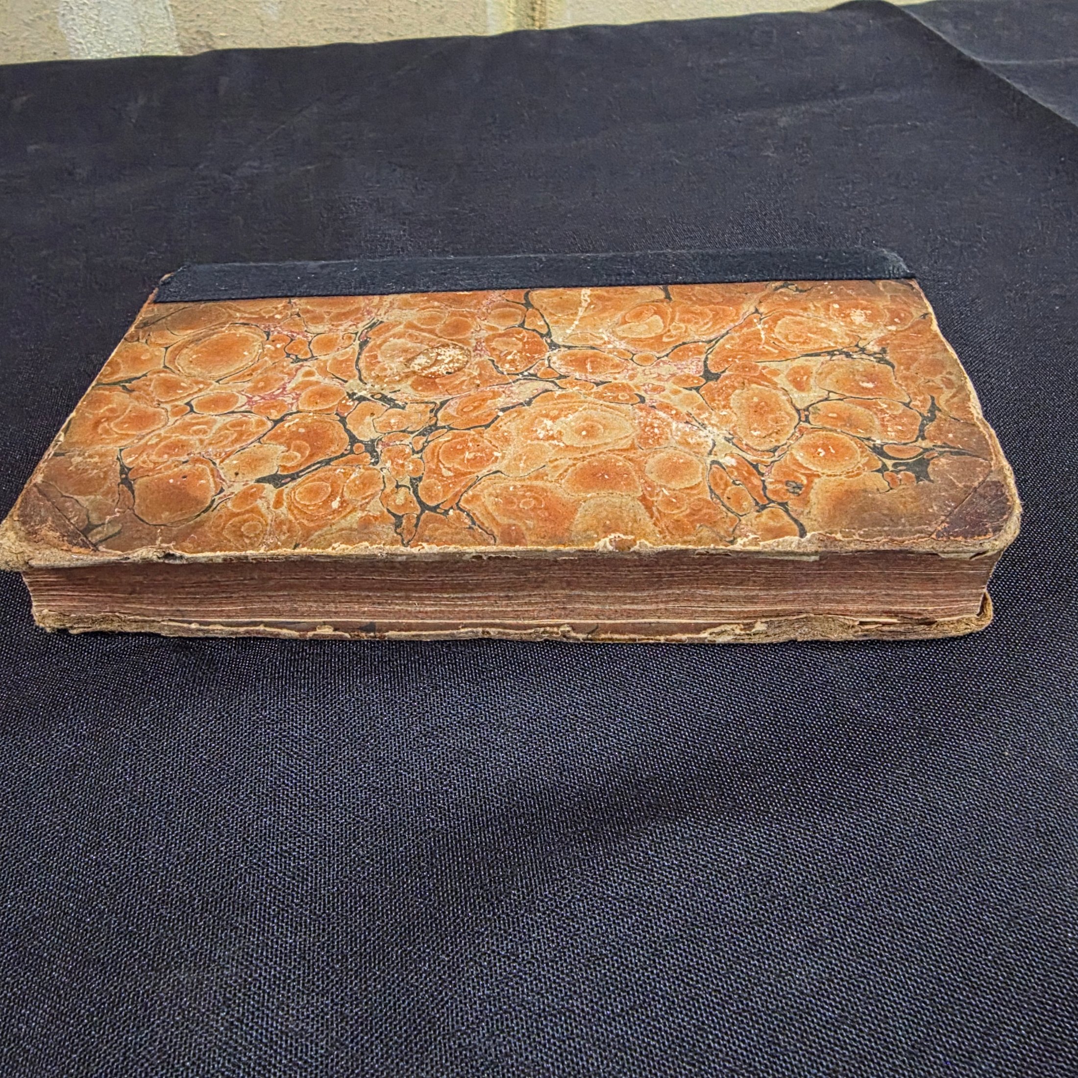 Early 18th Century Rare Book: LES DÉLICES DE L'ITALIE. Tome Second. [The Delights of Italy. Volume Two.] — Lot 134, photograph 2
