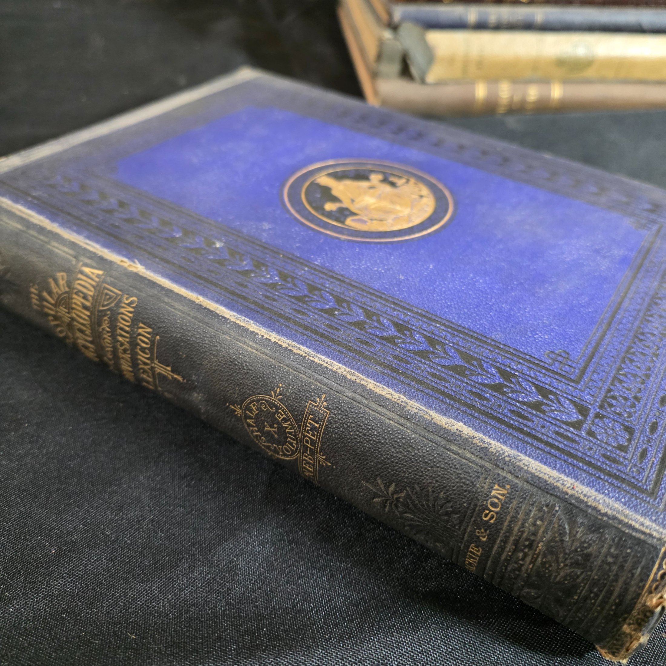 Lot of Assorted Vintage Books and Periodicals — Lot 138, photograph 8