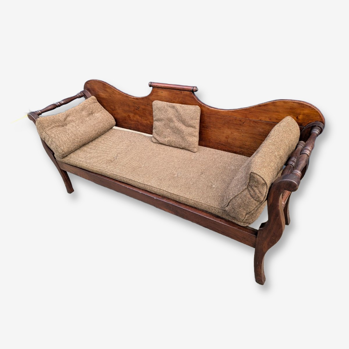 1860's Colonial Miner's Jarrah Daybed / Chaise Longue with Upholstered Cushions — Lot 001, photograph 2