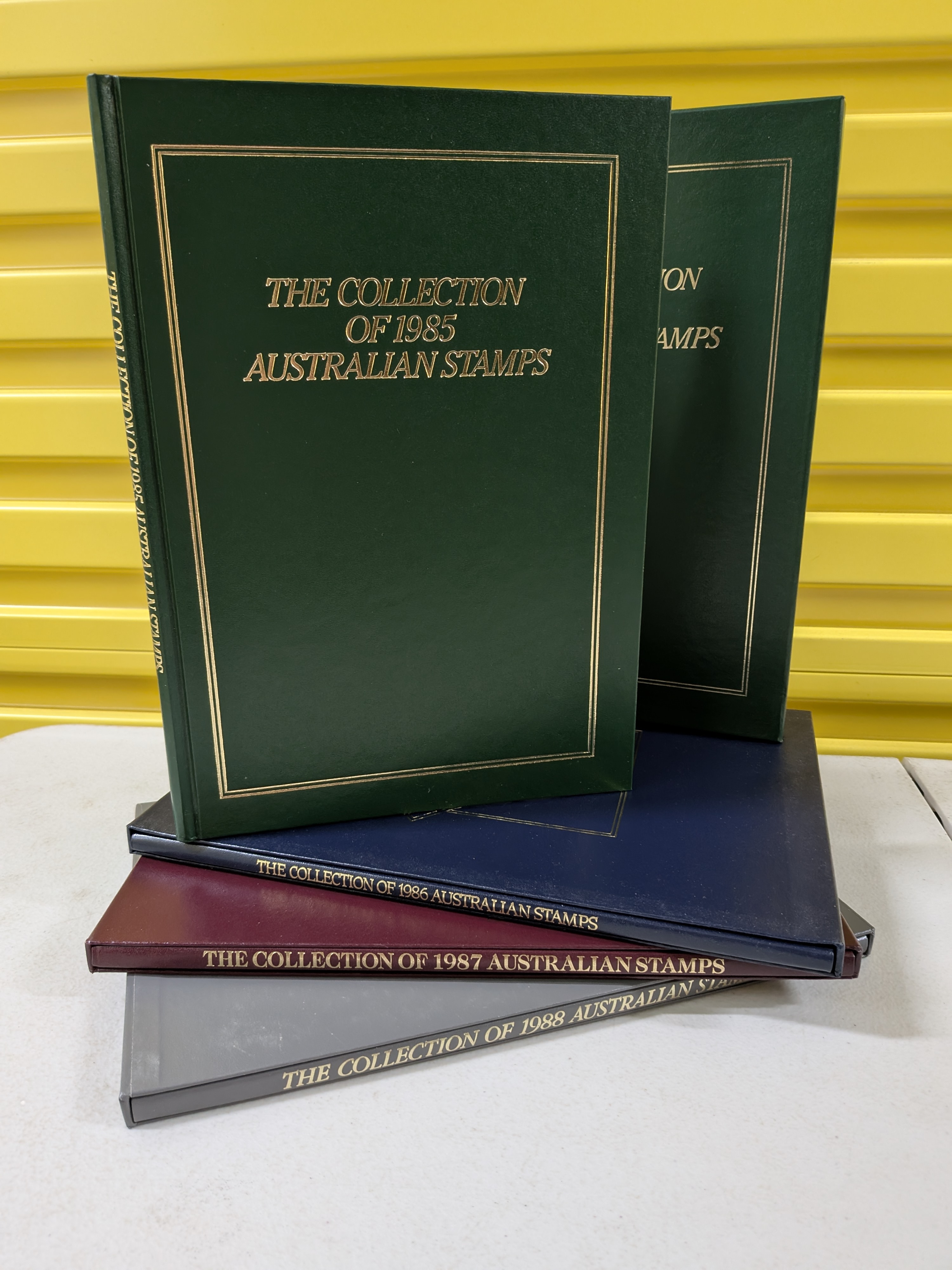 Collection of Australian Stamp Yearbooks, 1985-1989 (Set of 5) — Lot 074