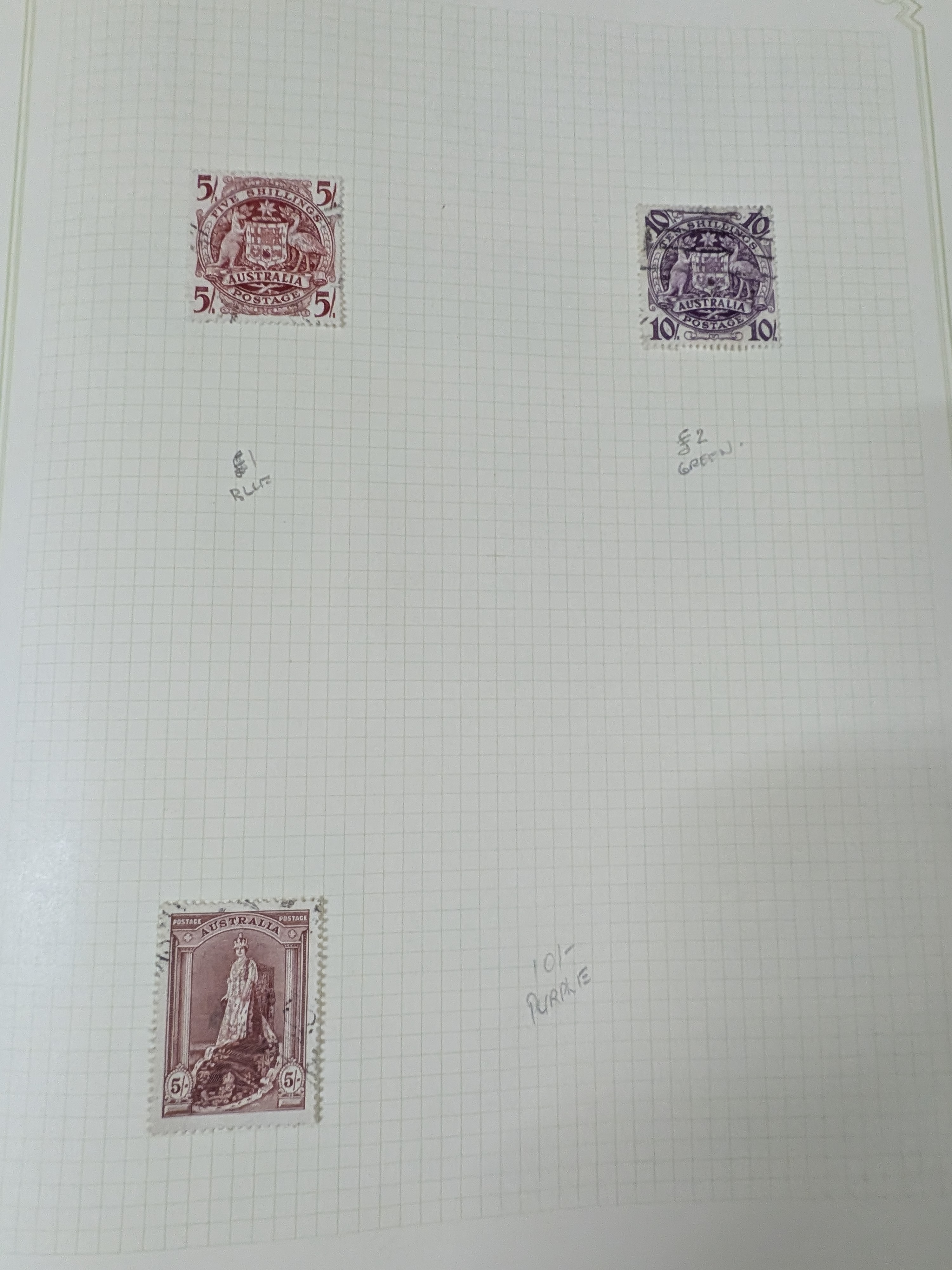 Collection of Vintage Australian Postage Stamps in Album — Lot 079, photograph 8