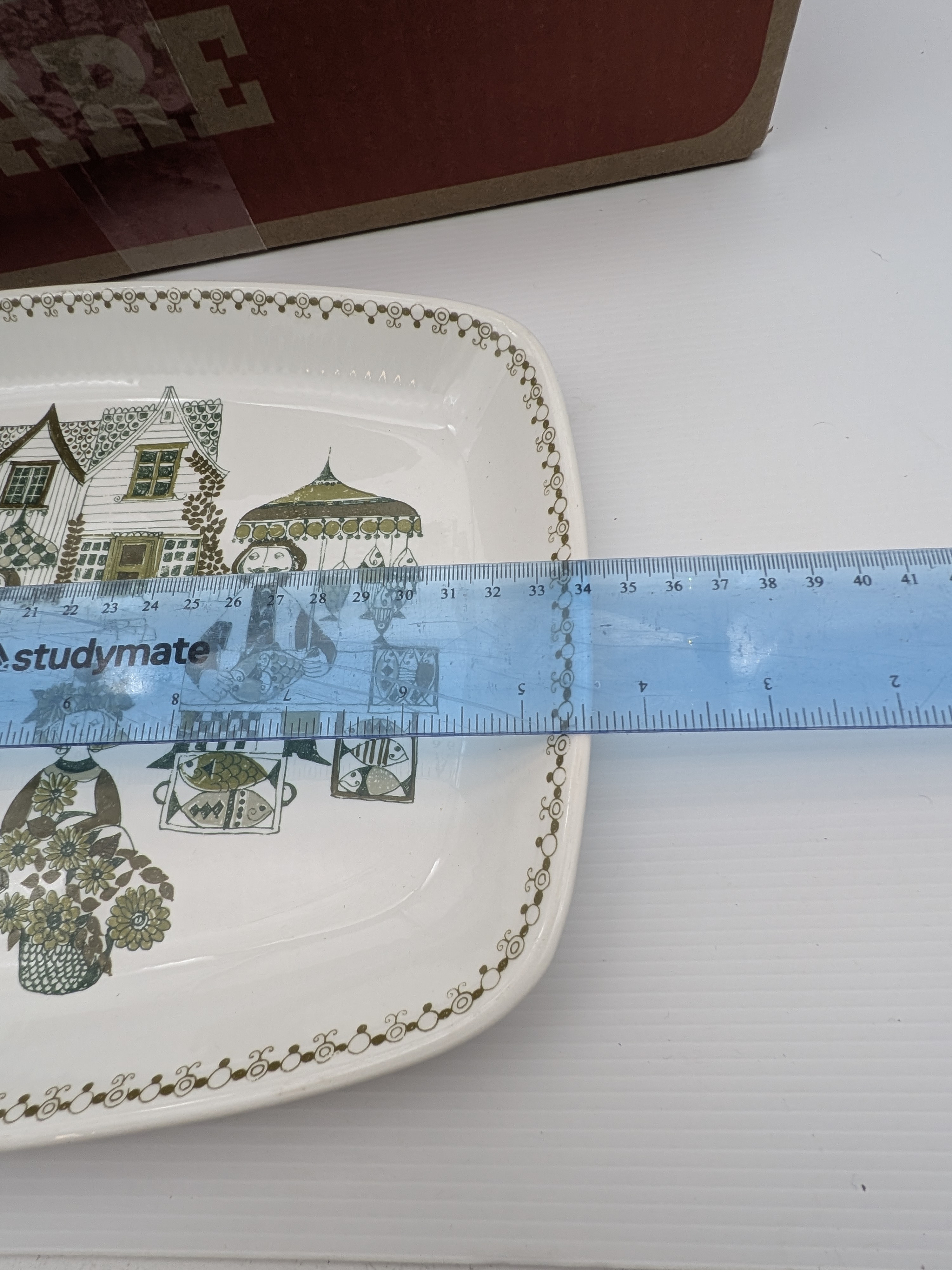 Figgjo Flint Turi Design 'Market' Ceramic Serving Platters, Set of 6 — Lot 050, photograph 5