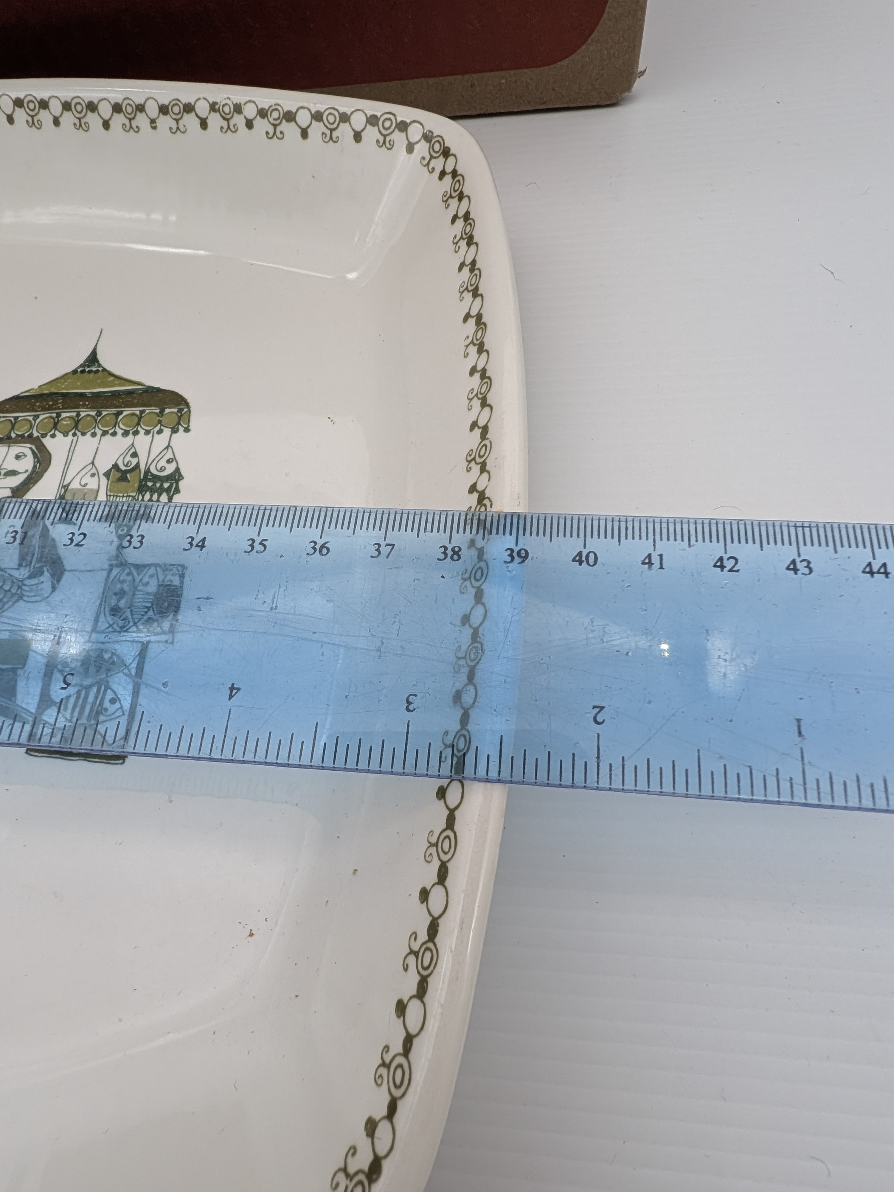 Figgjo Flint Turi Design 'Market' Ceramic Serving Platters, Set of 6 — Lot 050, photograph 8