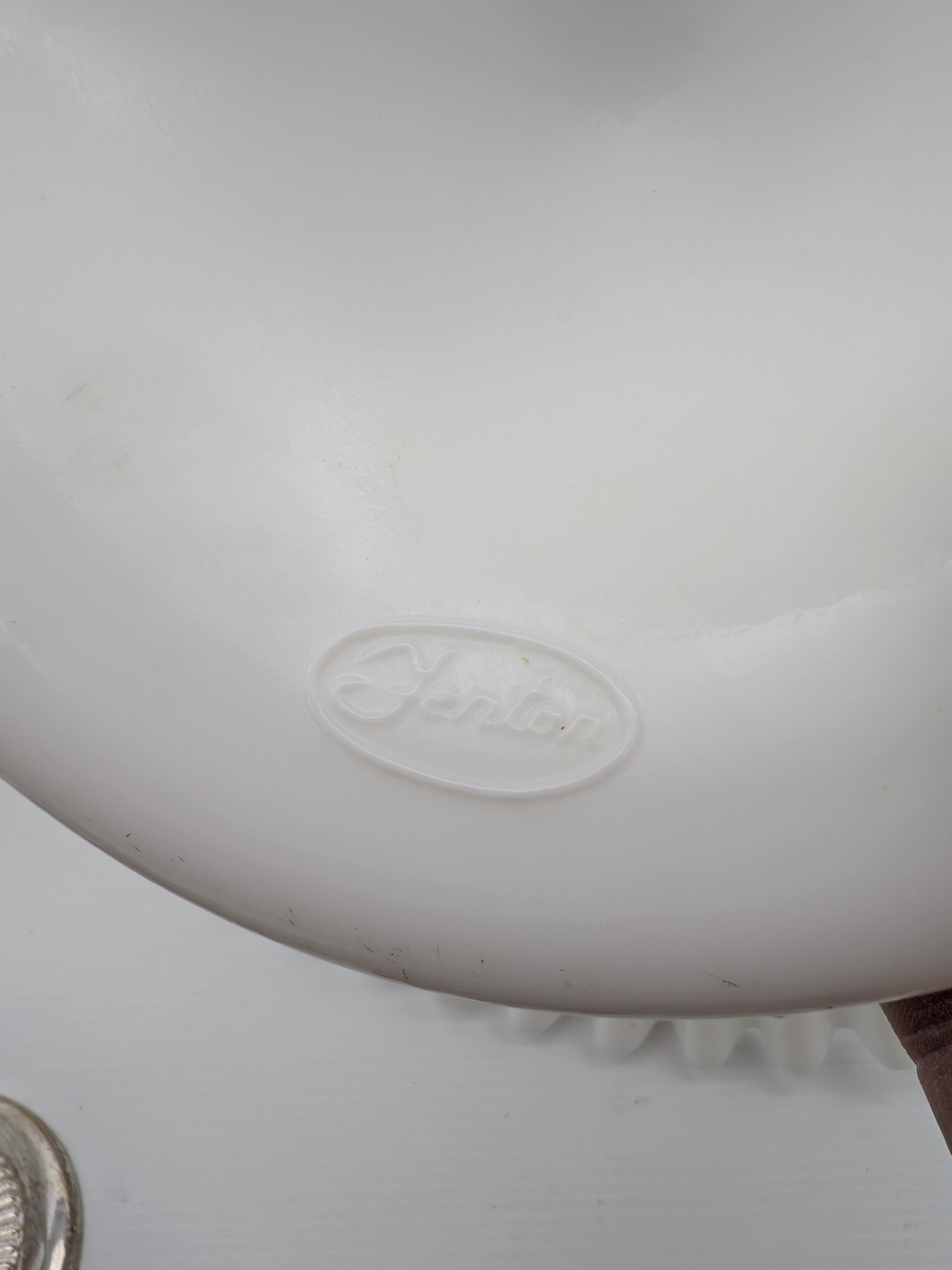 Lot of Assorted Vintage Silver Plate and Ceramic Homewares Sundries — Lot 017, photograph 7