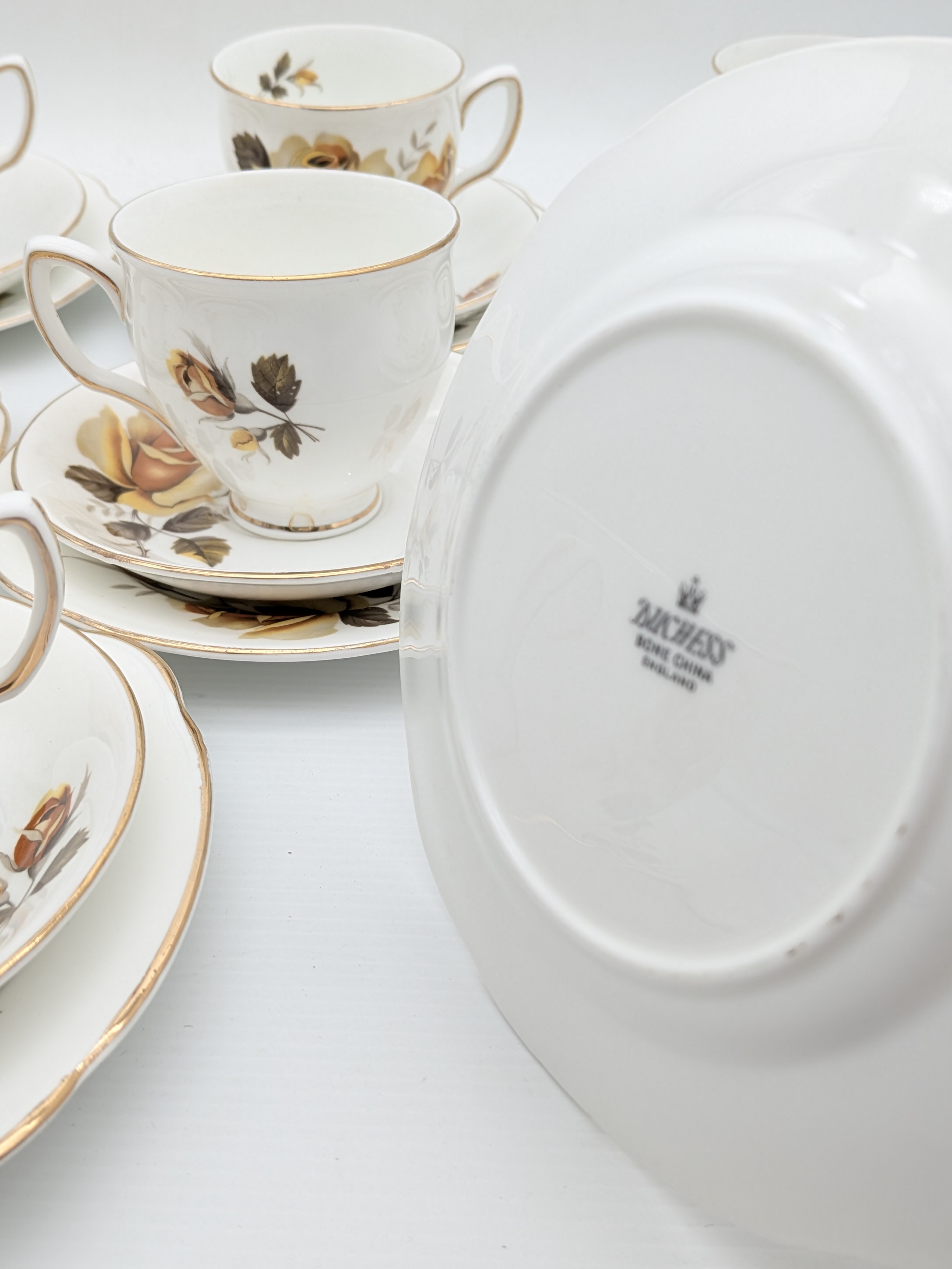 Duchess Eight Trios: Bone China Tea Set, Yellow Rose Pattern — Lot 053, photograph 6