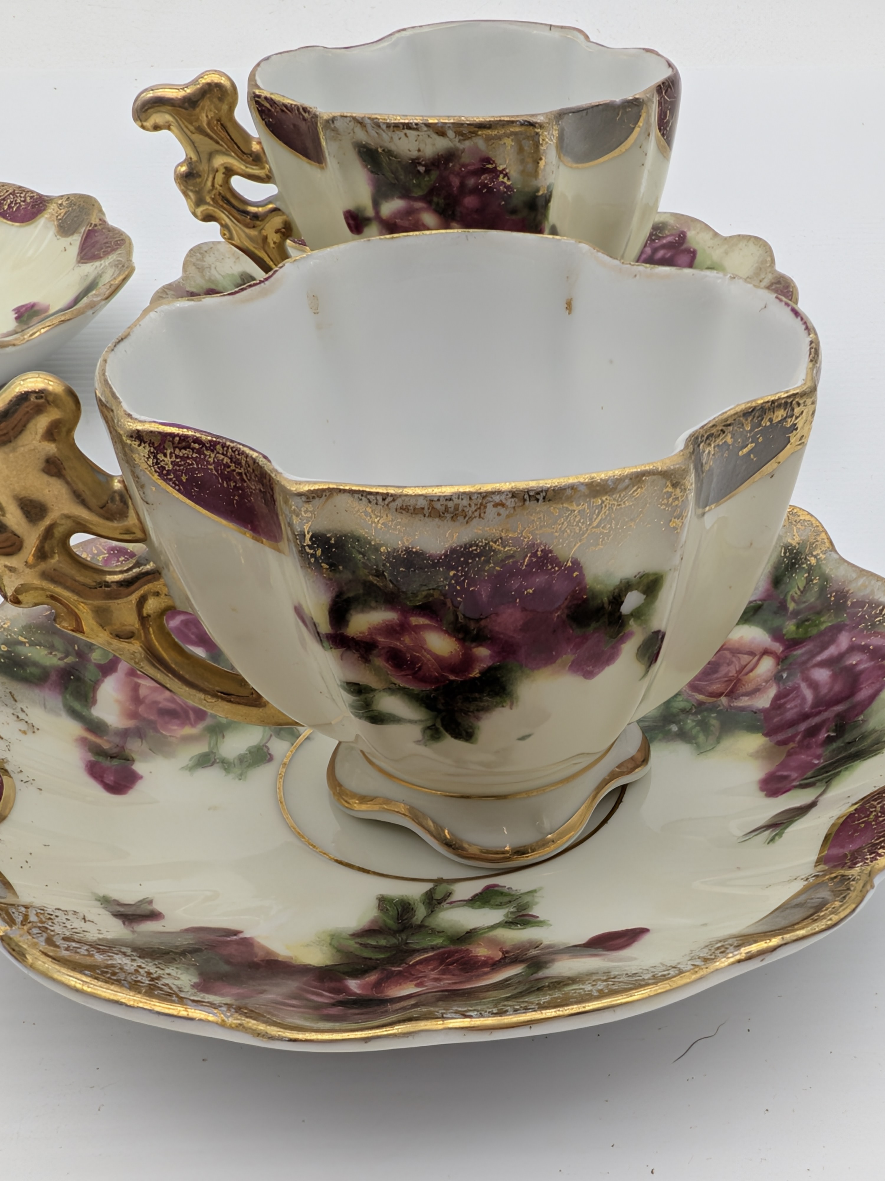 Vintage Japanese 'NBS' Hand-Painted Teacup & Saucer Set, Gold Accents — Lot 060, photograph 4