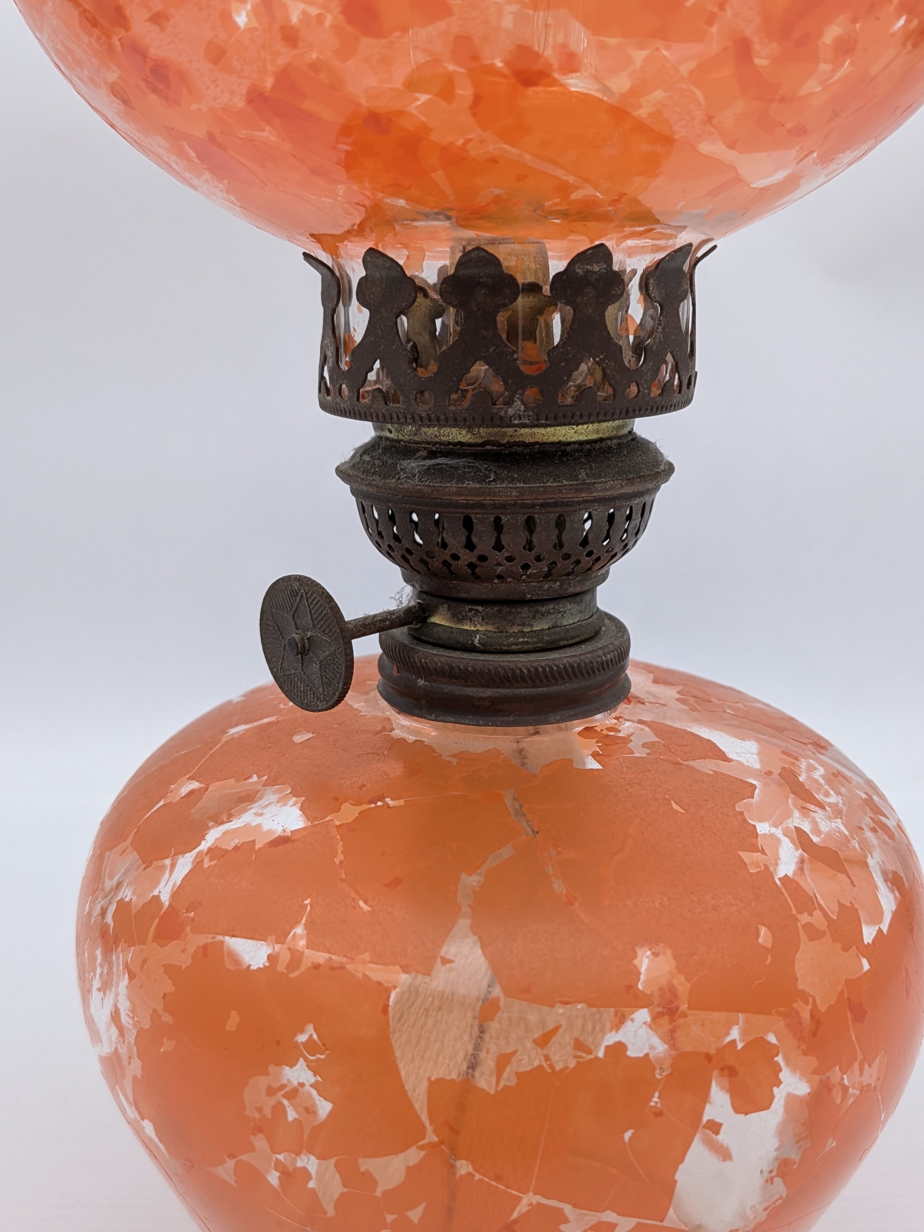 Vintage Mottled Orange Glass Oil Lamp — Lot 024, photograph 2