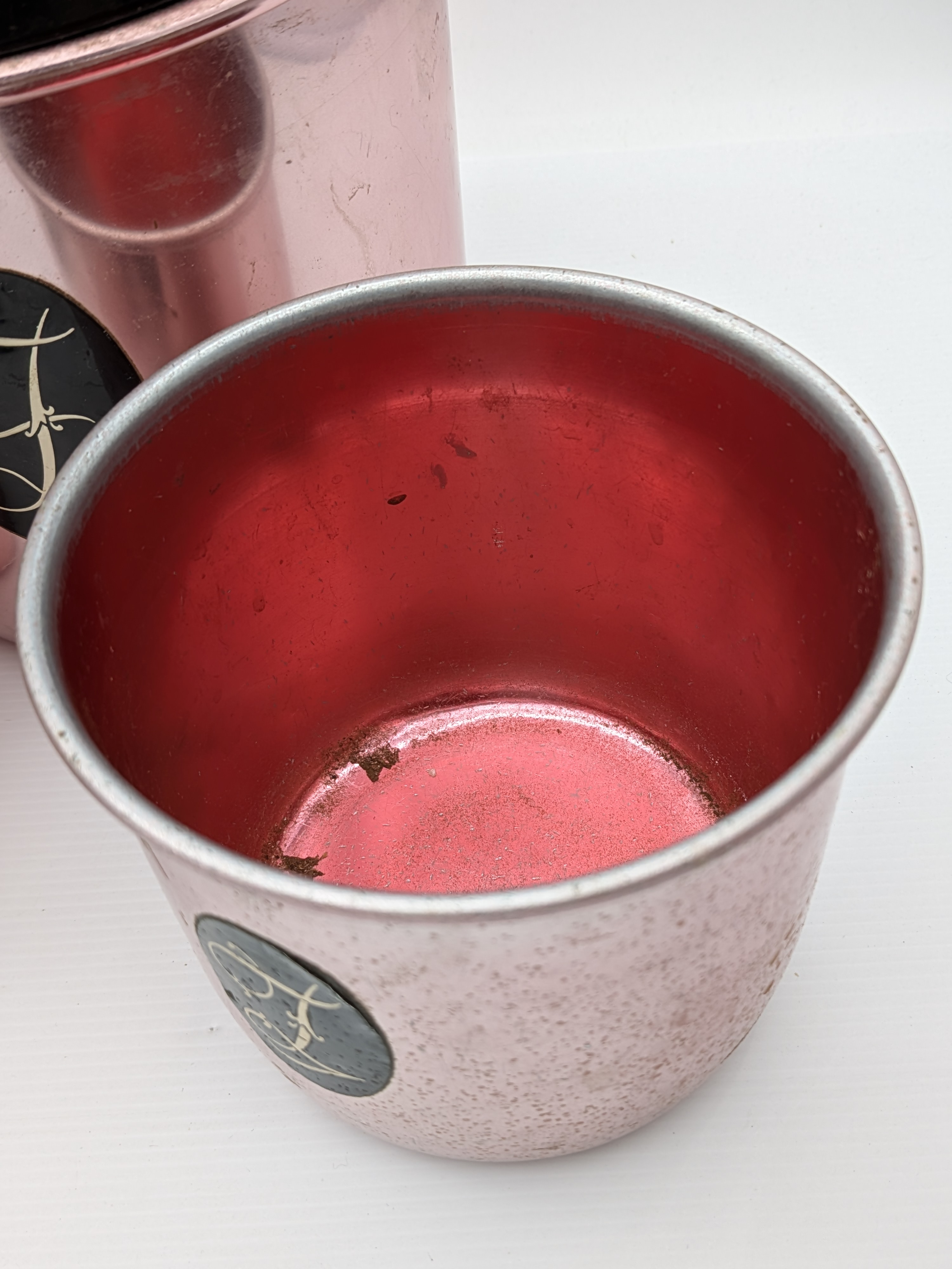Vintage Jason "Jasmin" Five-Piece Kitchen Canister Set with Scoop — Lot 028, photograph 5