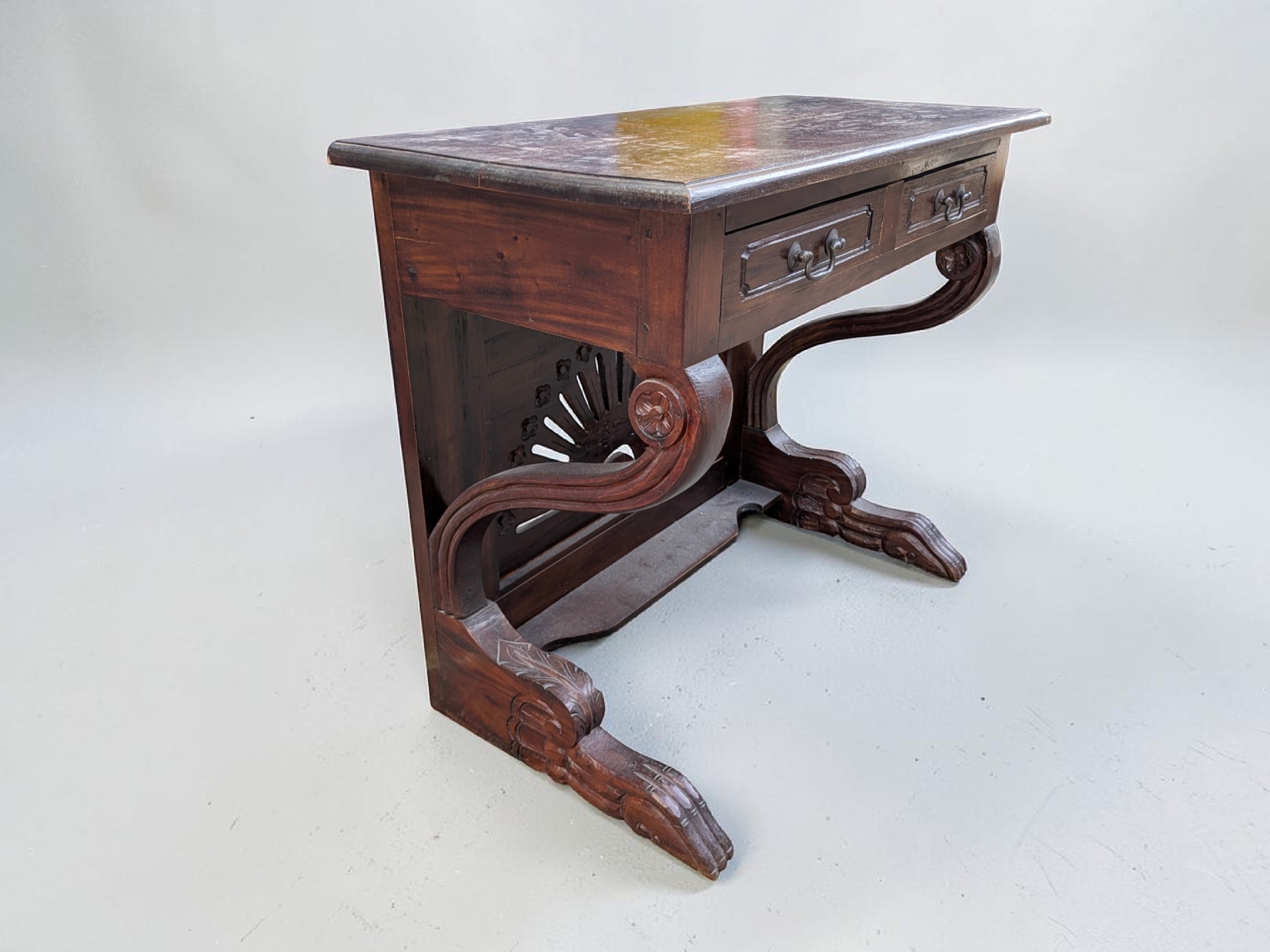 Baroque Style Carved Indonesian Hardwood Console/Hall Table — Lot 013, photograph 2
