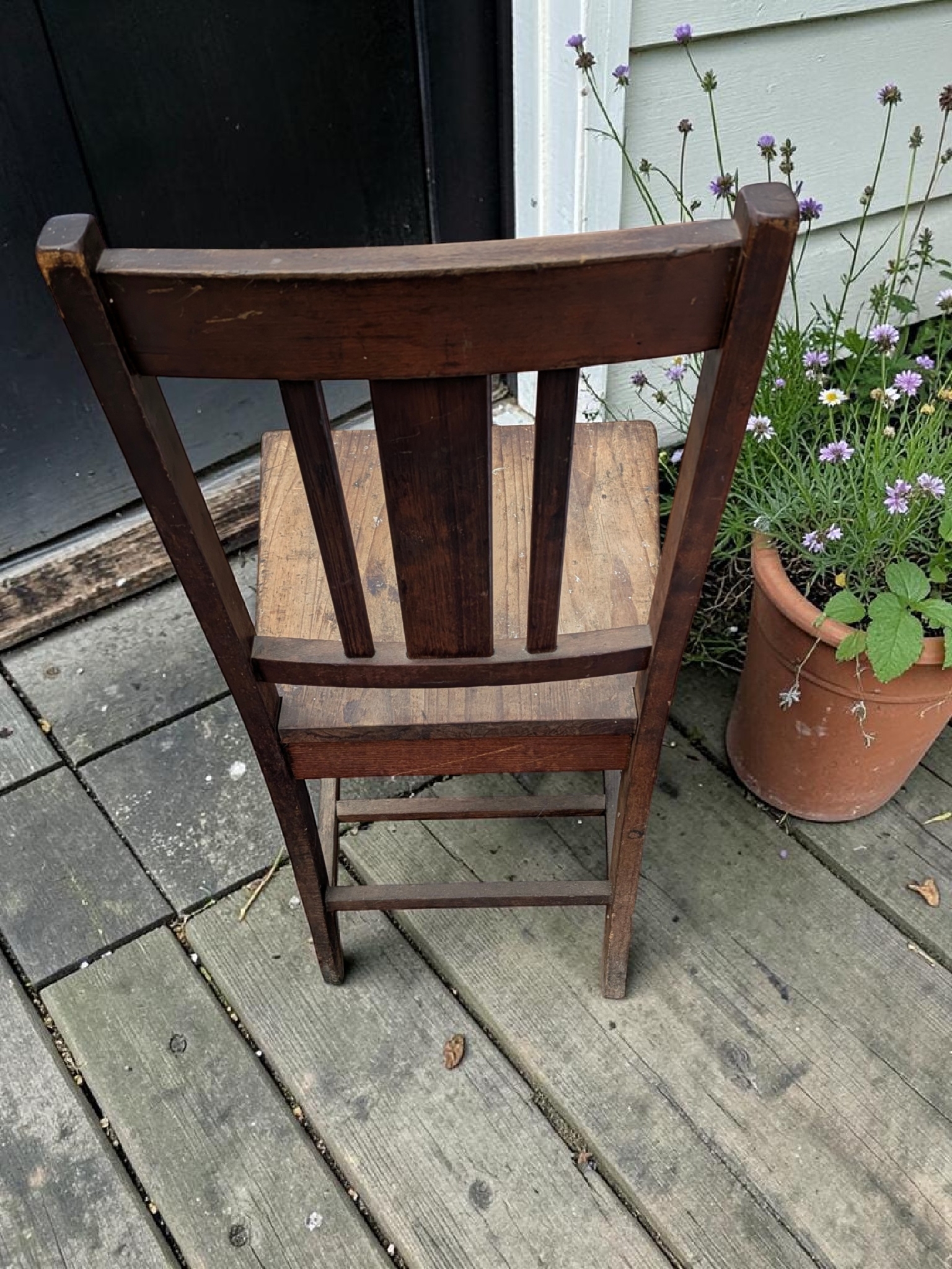 Vintage Rustic Wooden Slat-Back Chair — Lot 017, photograph 3