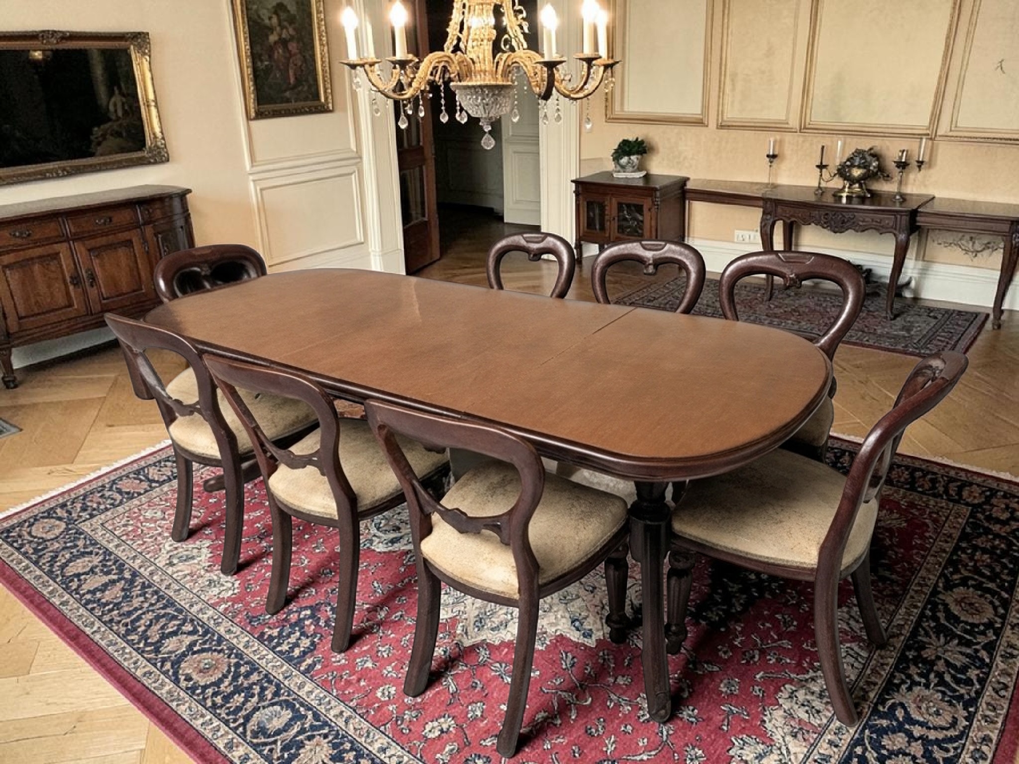 Victorian Style Extendable Dining Table with Eight Chairs — Lot 021, photograph 1
