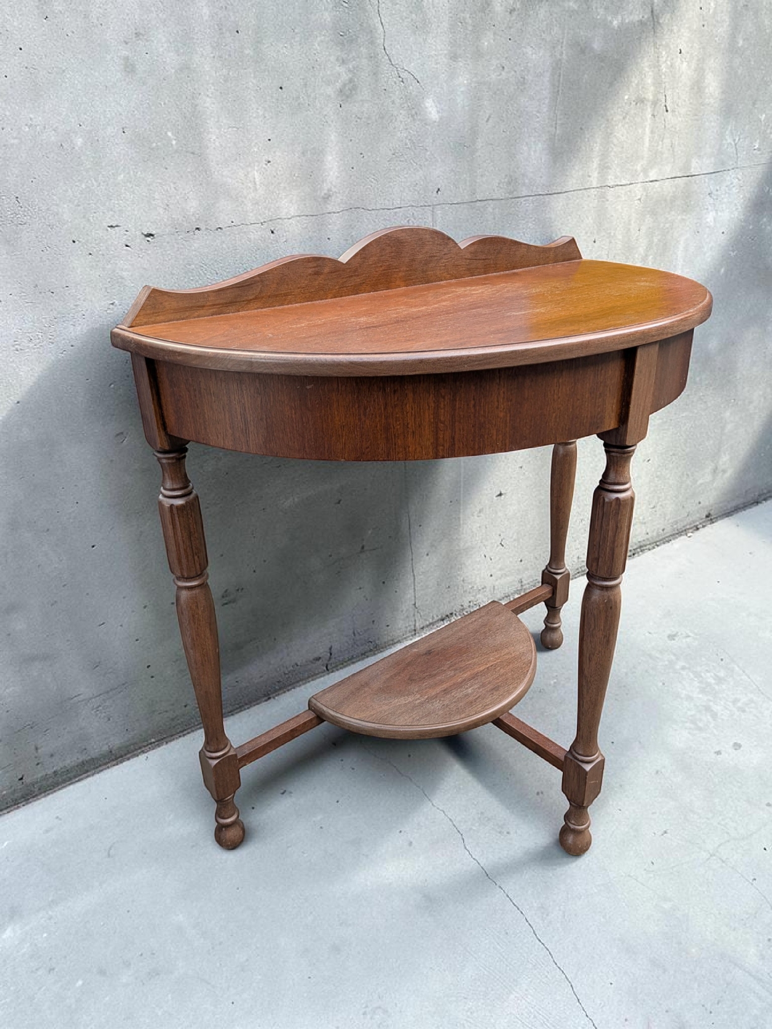 Vintage Demi-Lune Console Table with Scalloped Gallery — Lot 022, photograph 4