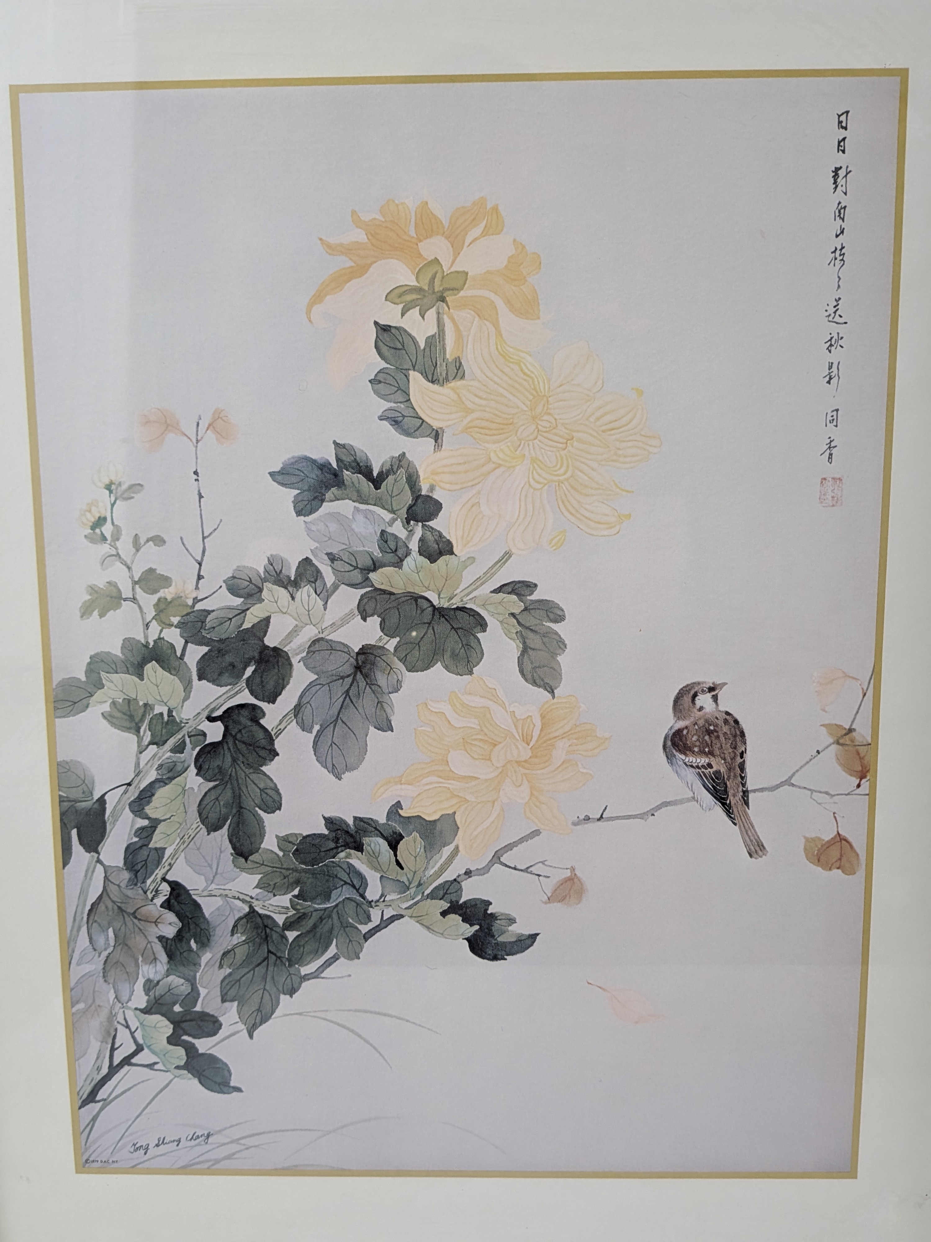 Framed Print, Chrysanthemums and Bird by Tong Shiang Chang, 1979 — Lot 027, photograph 3