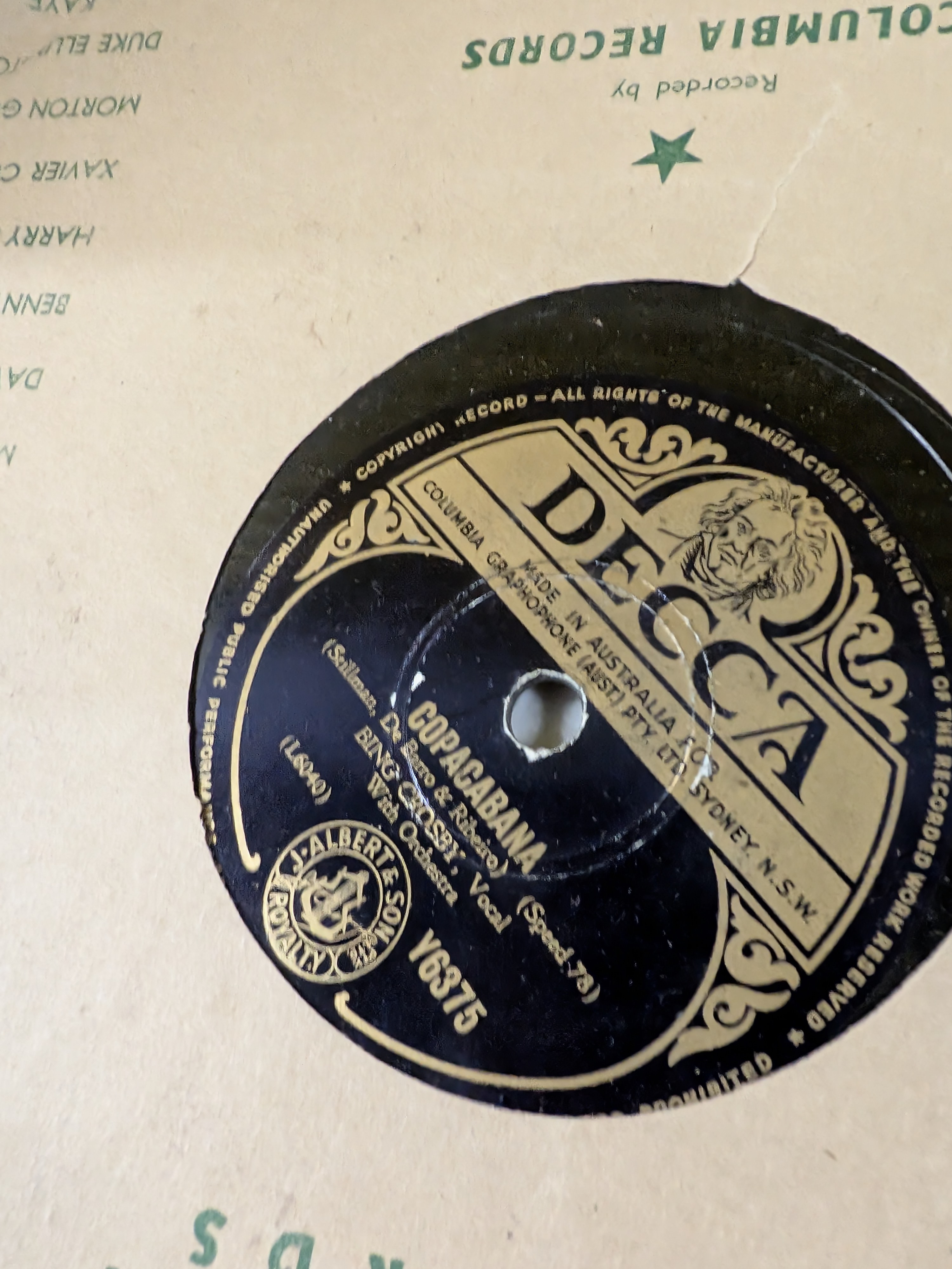 Lot of Vintage 78 Records including Jazz, Blues, Rock and Classical featuring MGM, Decca, Harry James, Glenn Miller... — Lot 034, photograph 5