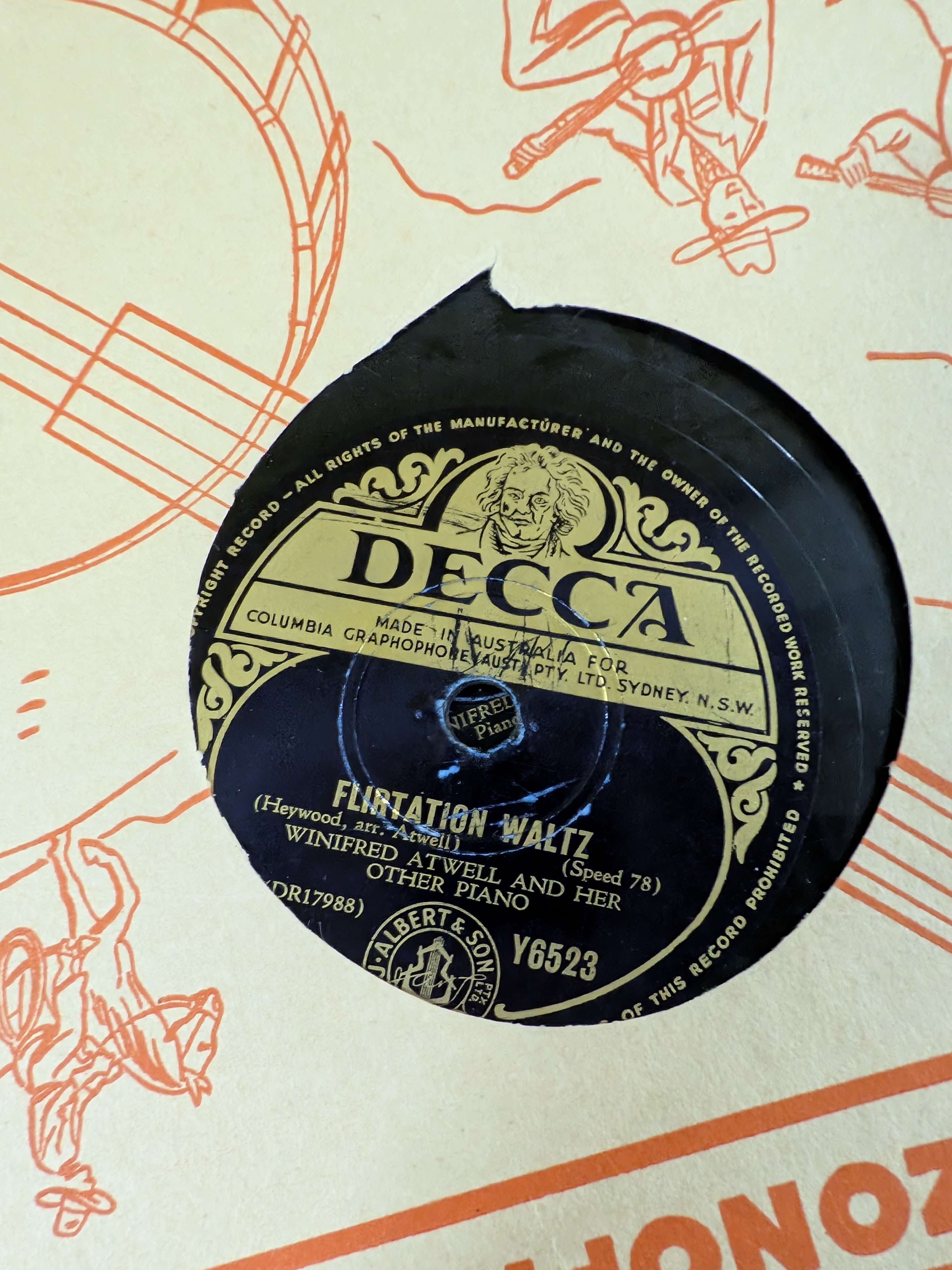 Lot of Vintage 78 Records including Jazz, Blues, Rock and Classical featuring MGM, Decca, Harry James, Glenn Miller... — Lot 034, photograph 7