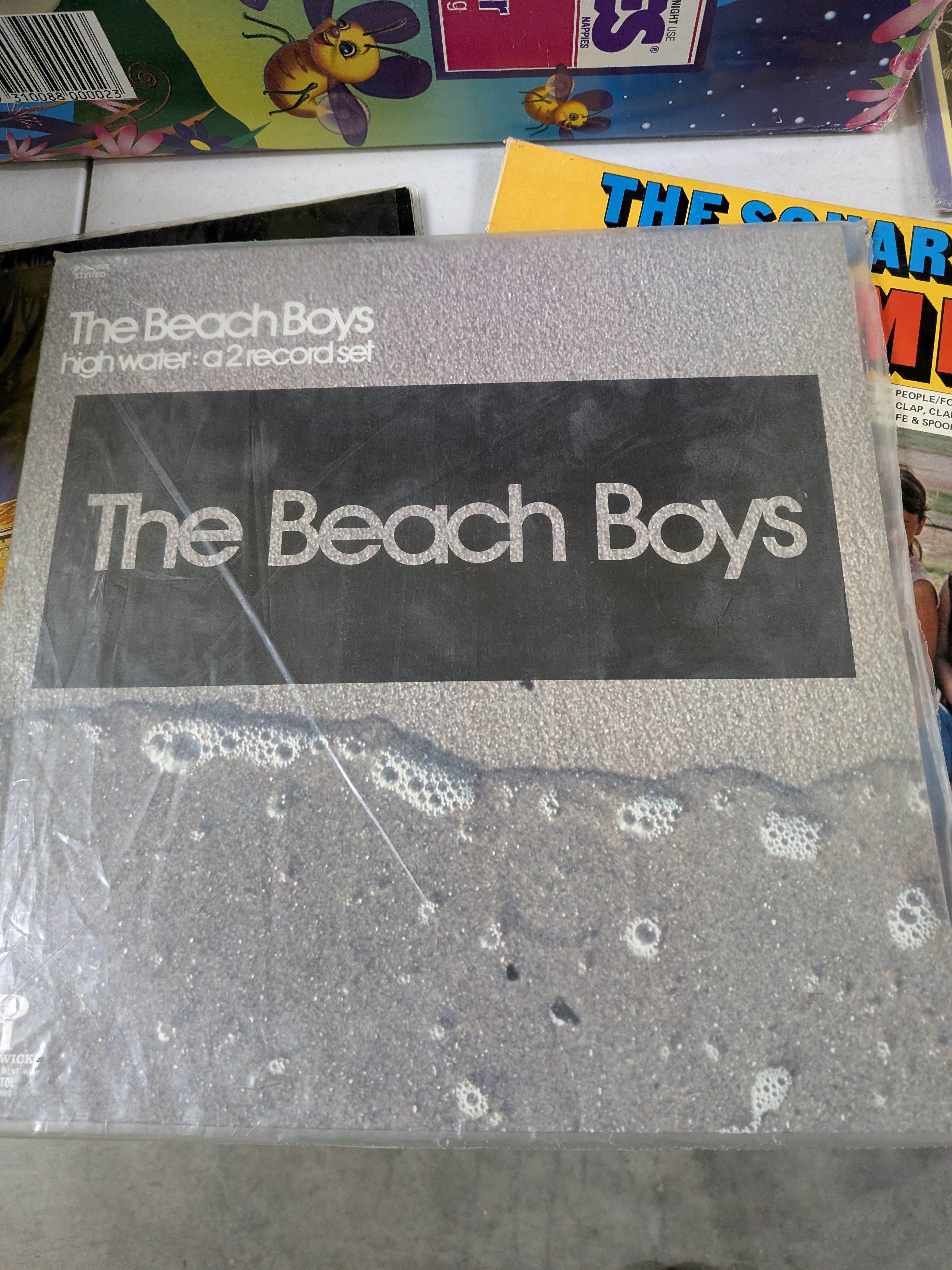 Lot of Assorted Vintage Vinyl LPs including The Beatles, The Beach Boys, Bill Haley... — Lot 037, photograph 4