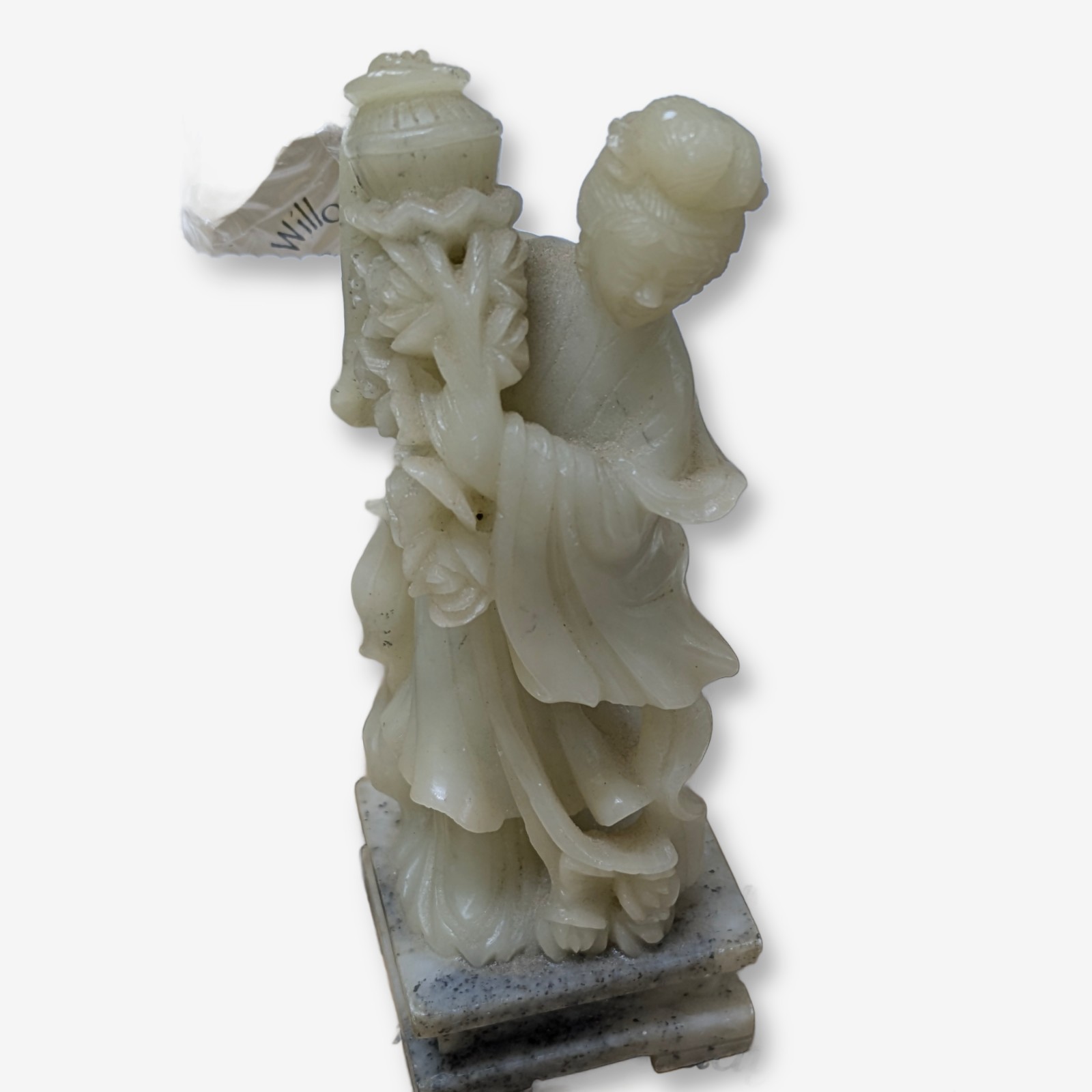 Lot of Decorative Homewares and Sundries including Royal Doulton — Lot 038, photograph 2
