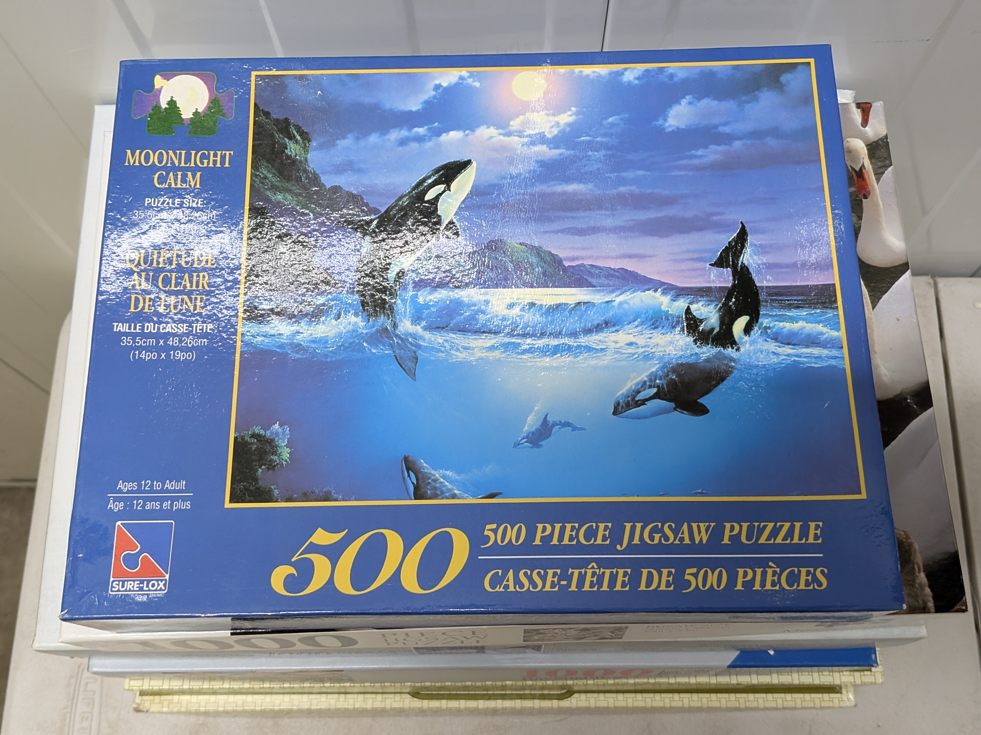 Lot of Seven Assorted Jigsaw Puzzles — Lot 039, photograph 3