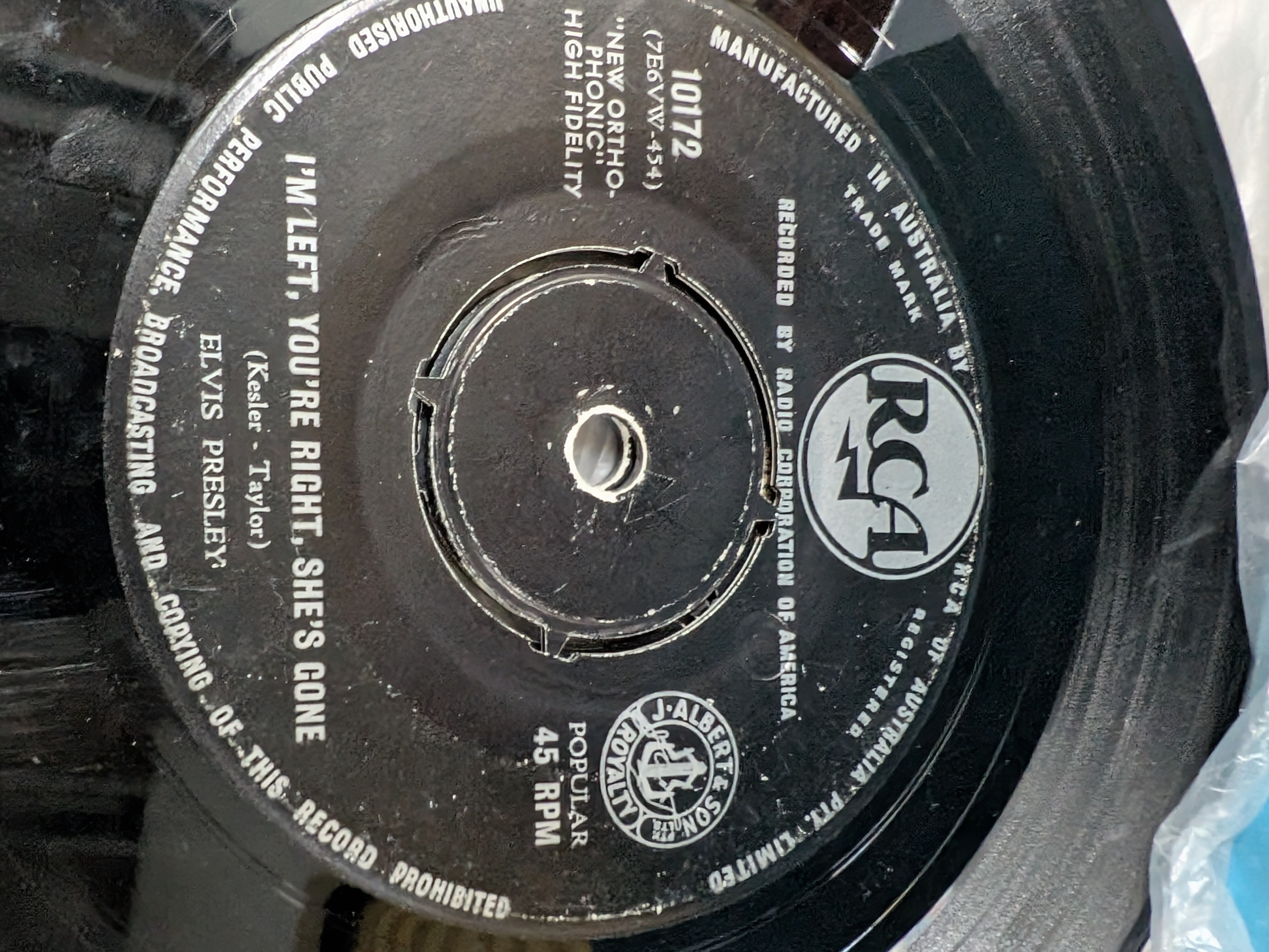 Boxed Lot of Vintage Comic Books and Elvis Presley 45 RPM Record Sundries — Lot 046, photograph 4