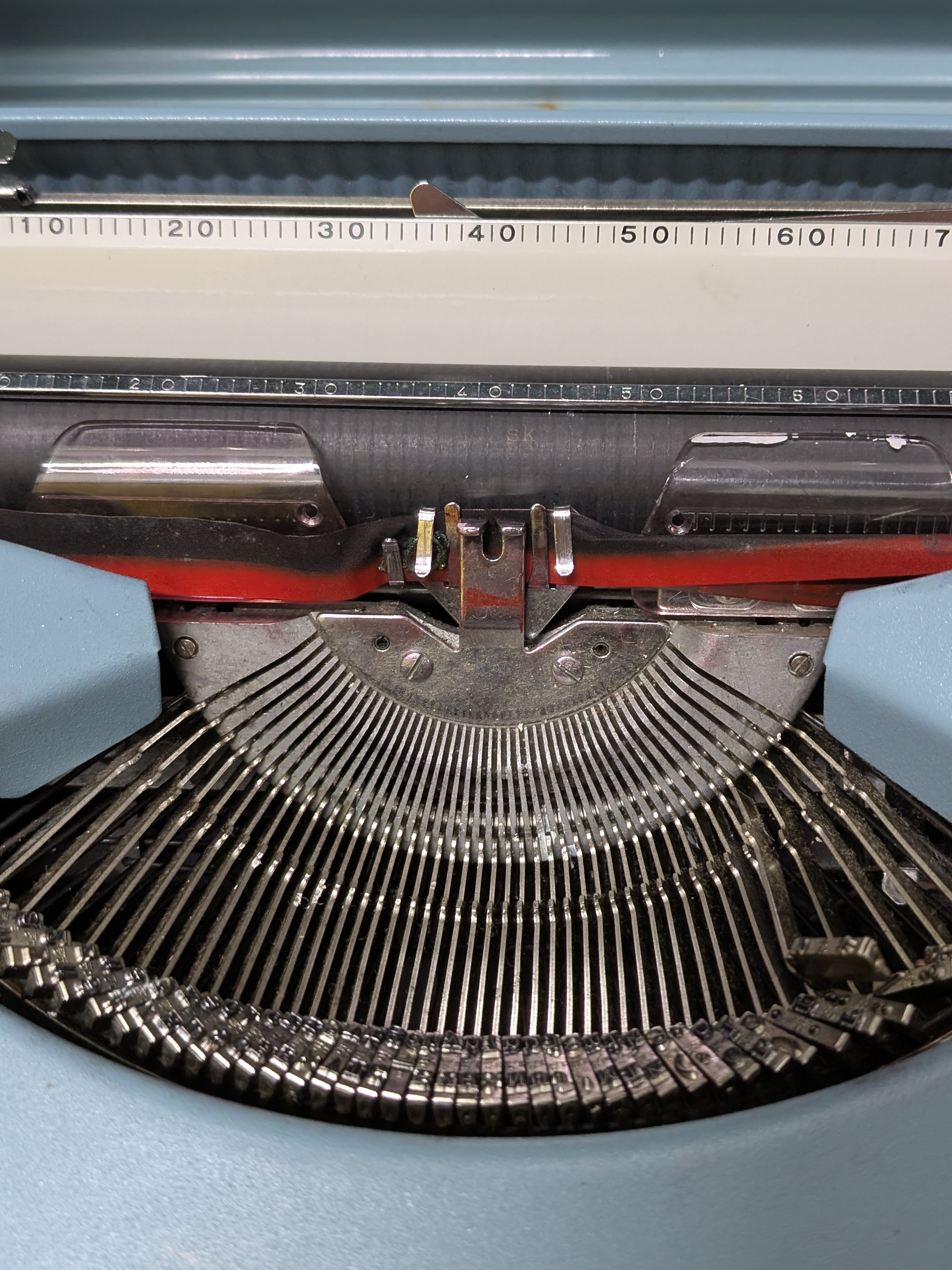 Vintage Kmart Portable Typewriter with Case — Lot 049, photograph 3