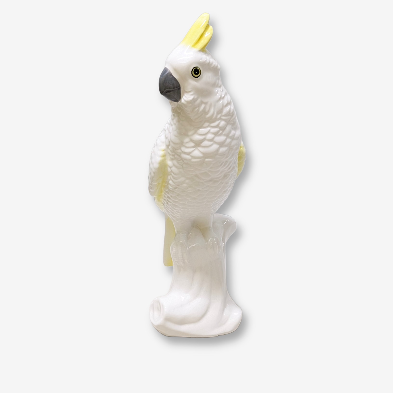 Vintage Lot of Ceramic Figurines: Sulphur-crested Cockatoo and Cocker Spaniel Dog Head Wall Hanging — Lot 057, photograph 2