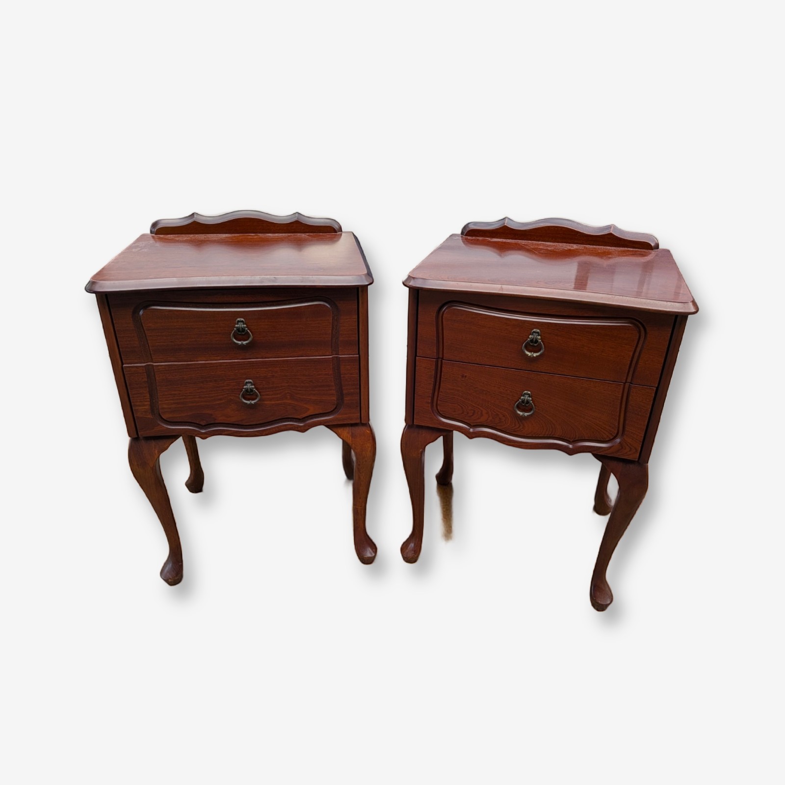 Pair of French Provincial Style Two-Drawer Bedside Tables, mid-20th Century — Lot 006, photograph 7