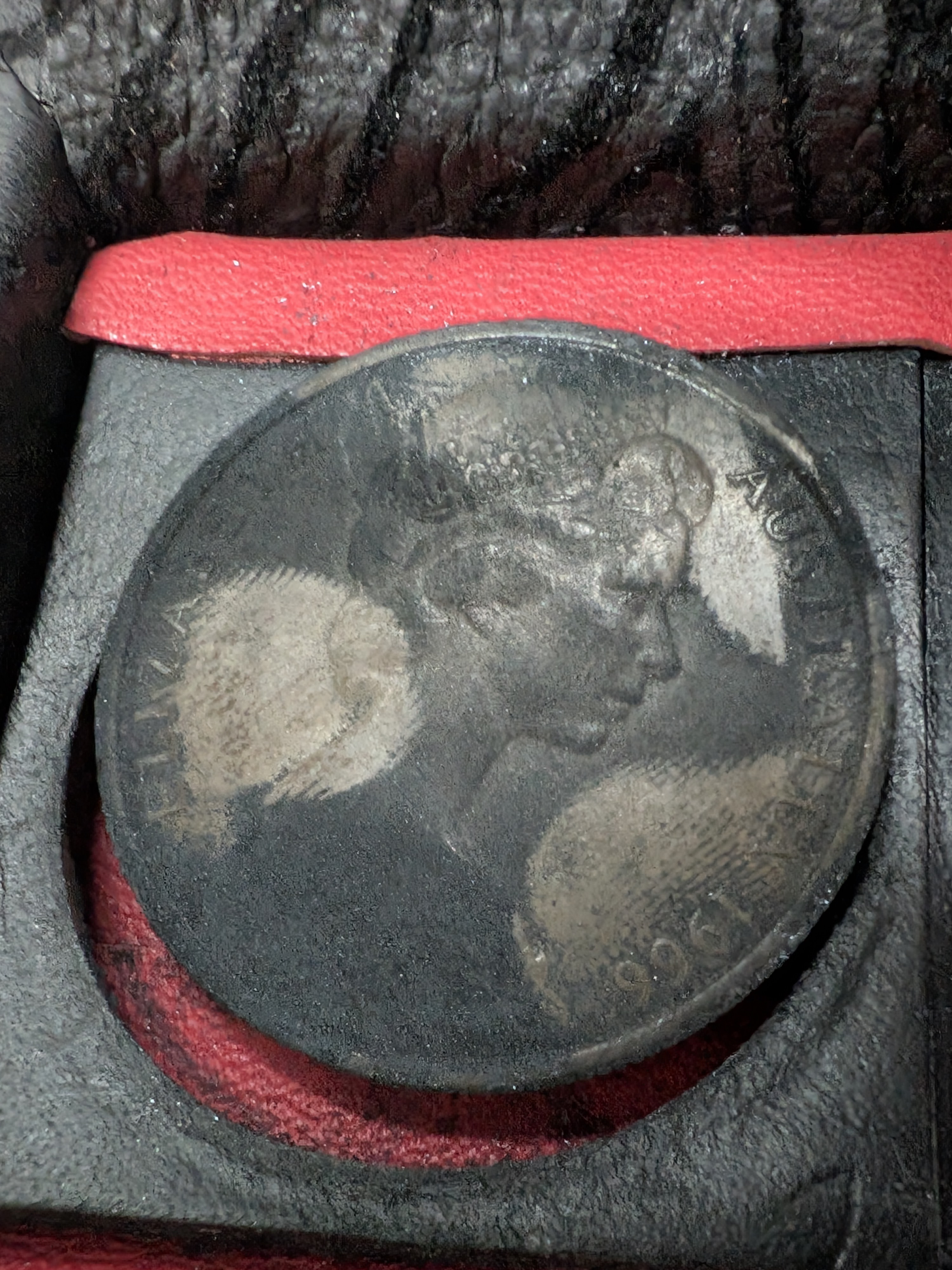 Collection of Australian 50 Cent Coins in Display Box, Incl. Round 50c — Lot 067, photograph 3