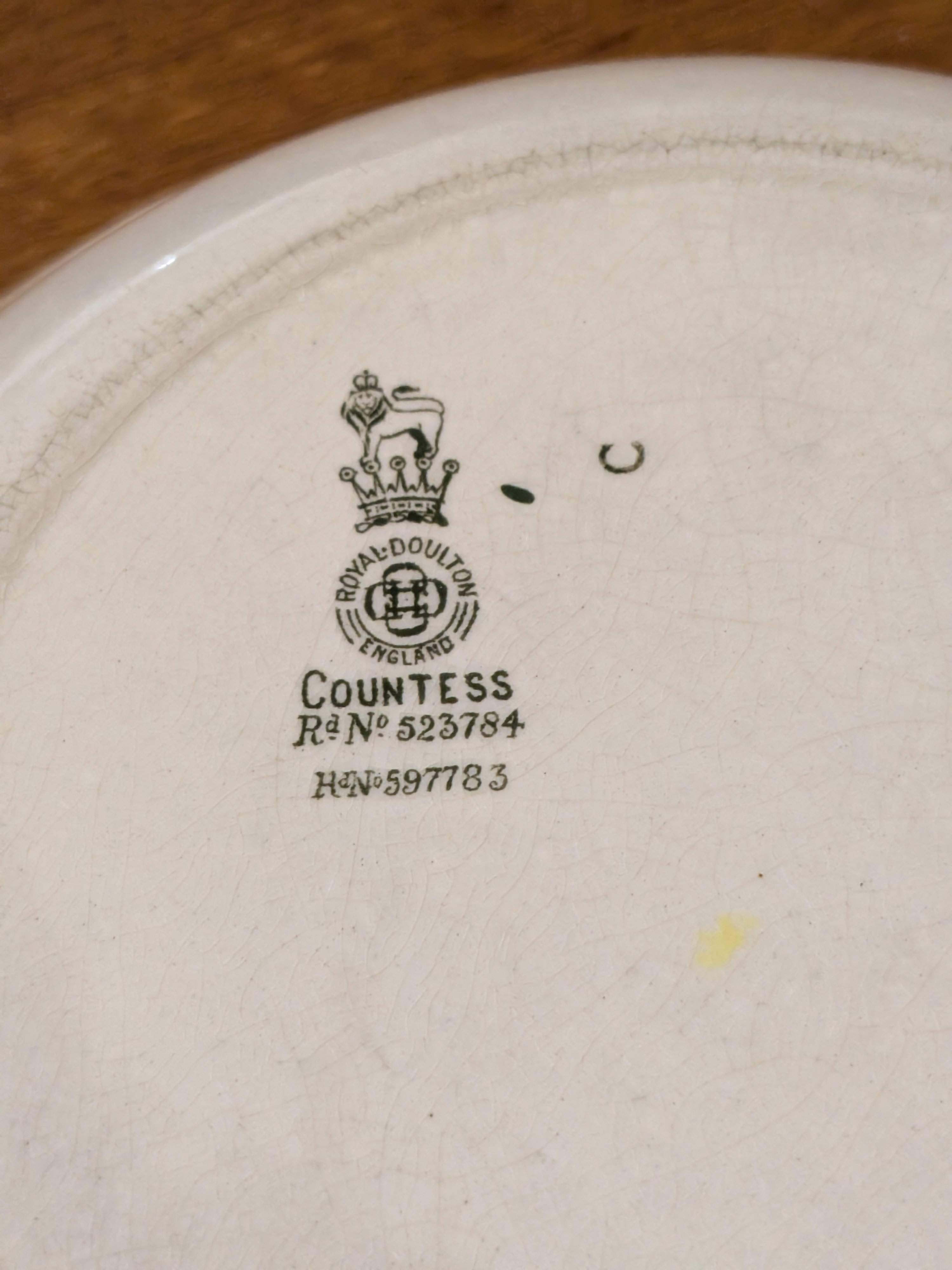 Mixed Lot of Vintage English Porcelain and Ceramic Tableware Sundries — Lot 078, photograph 2