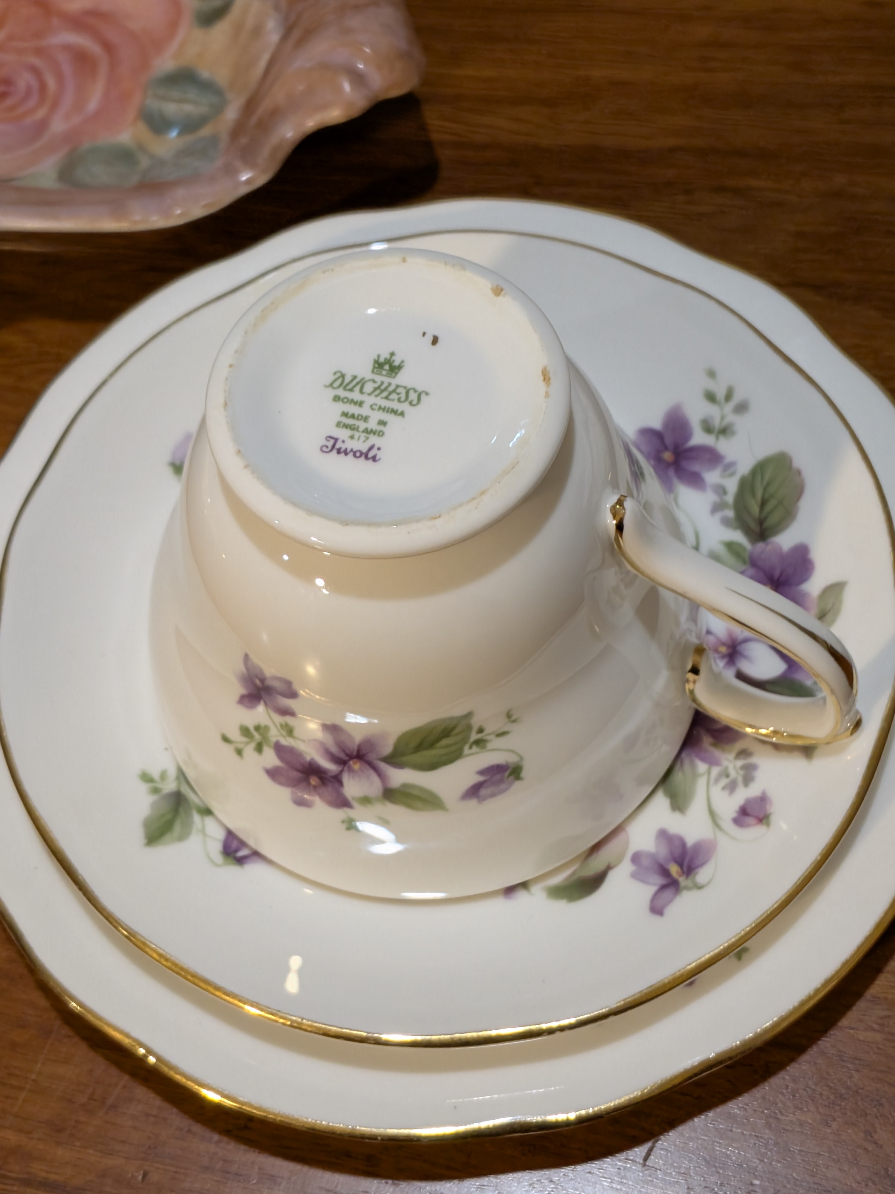Mixed Lot of Vintage English Porcelain and Ceramic Tableware Sundries — Lot 078, photograph 4