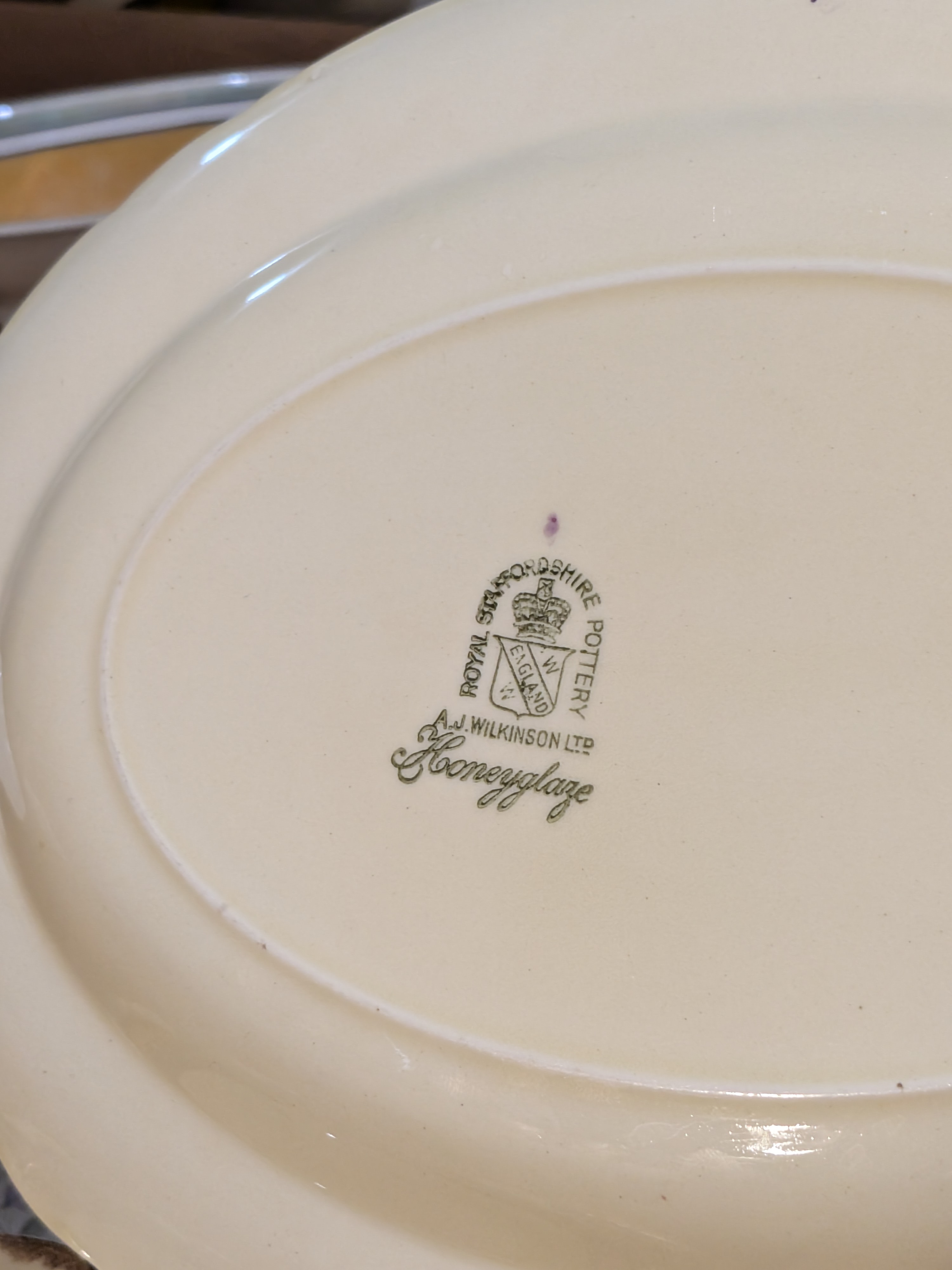 Mixed Lot of Vintage English Porcelain and Ceramic Tableware Sundries — Lot 078, photograph 6
