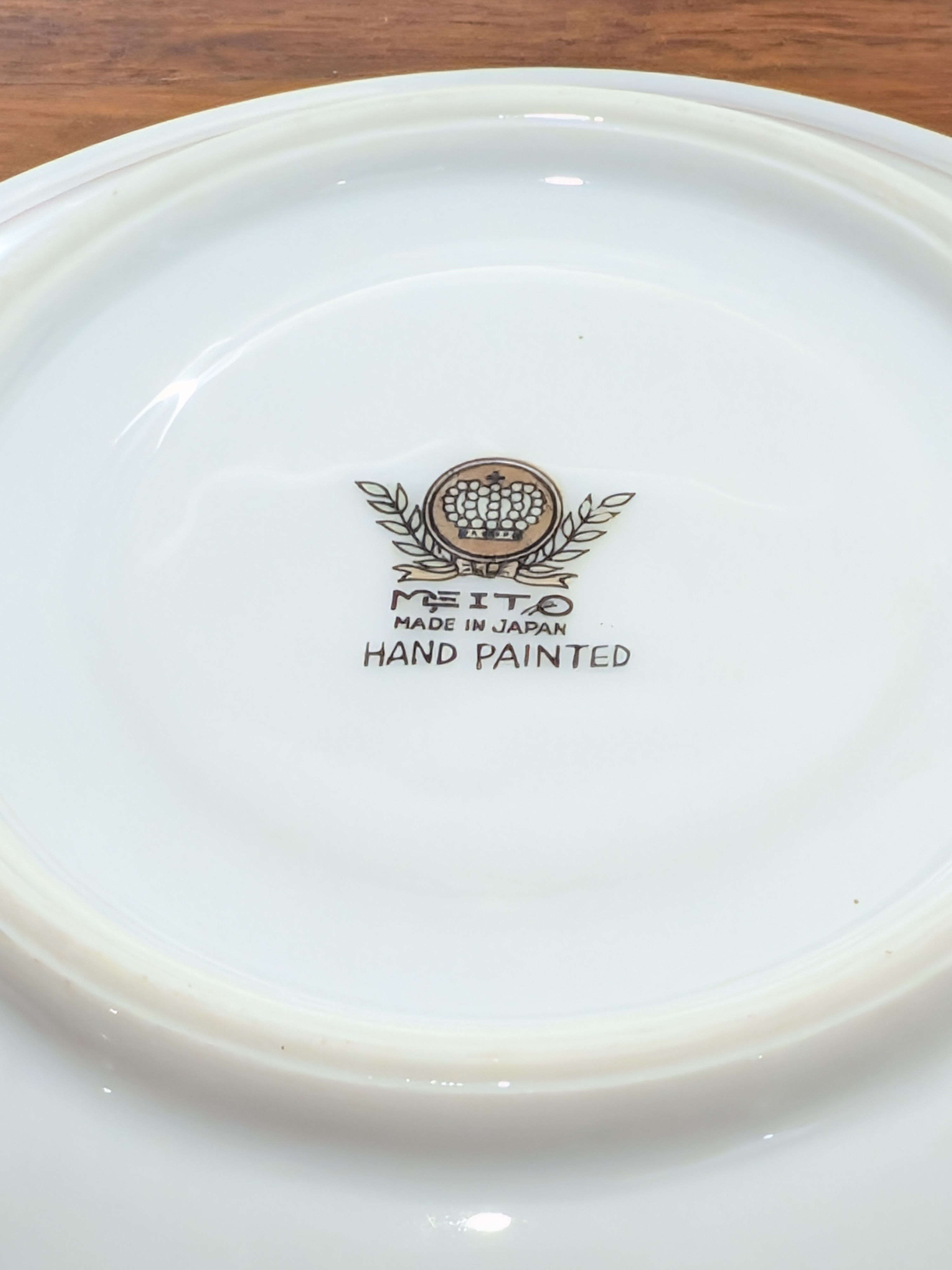 Vintage Meito Japanese Hand Painted Demitasse Set, c. Mid-20th Century — Lot 084, photograph 5