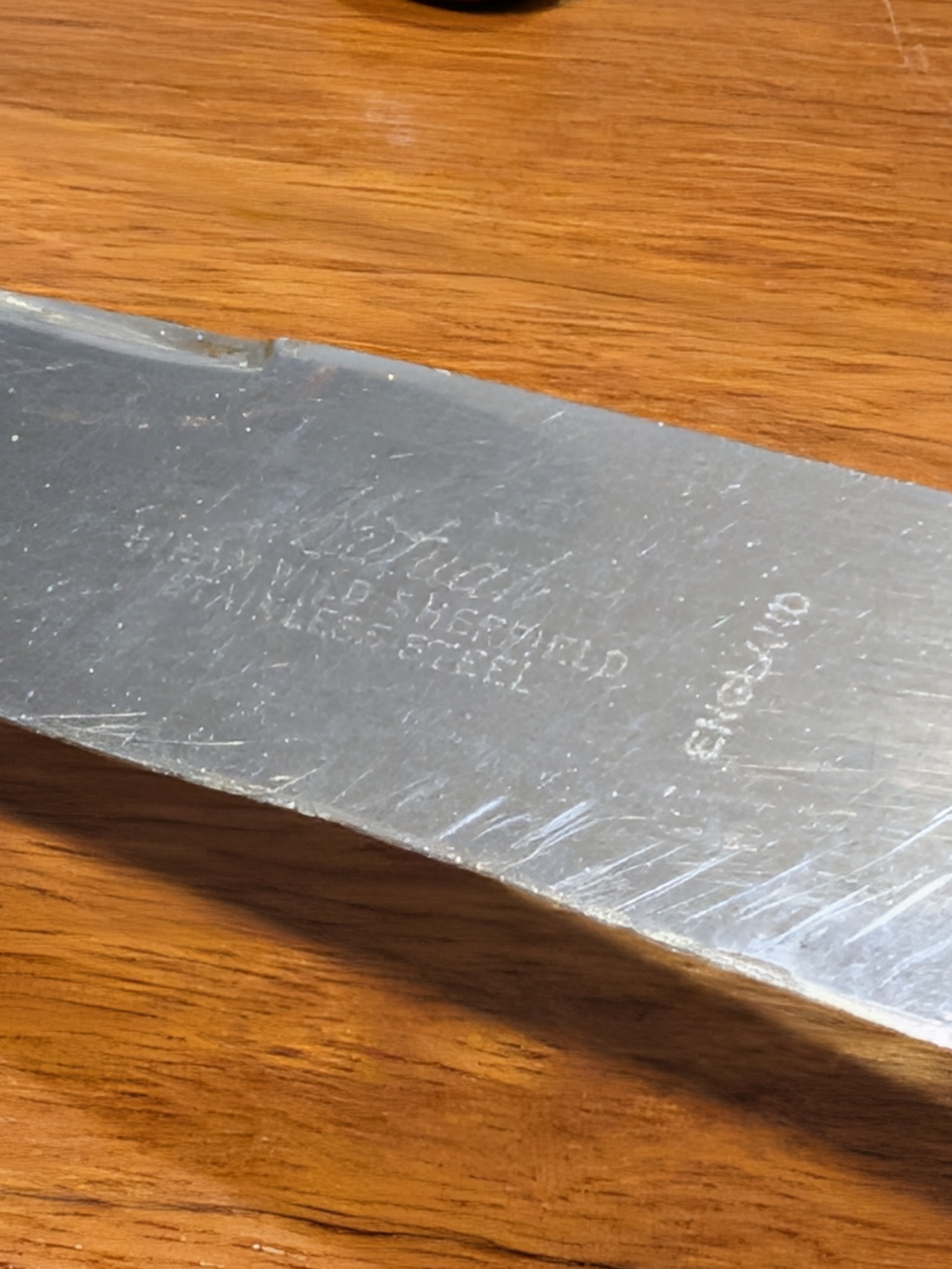 Lot of Vintage Kitchen Items incl. Faux Bone Handled Knives — Lot 087, photograph 3