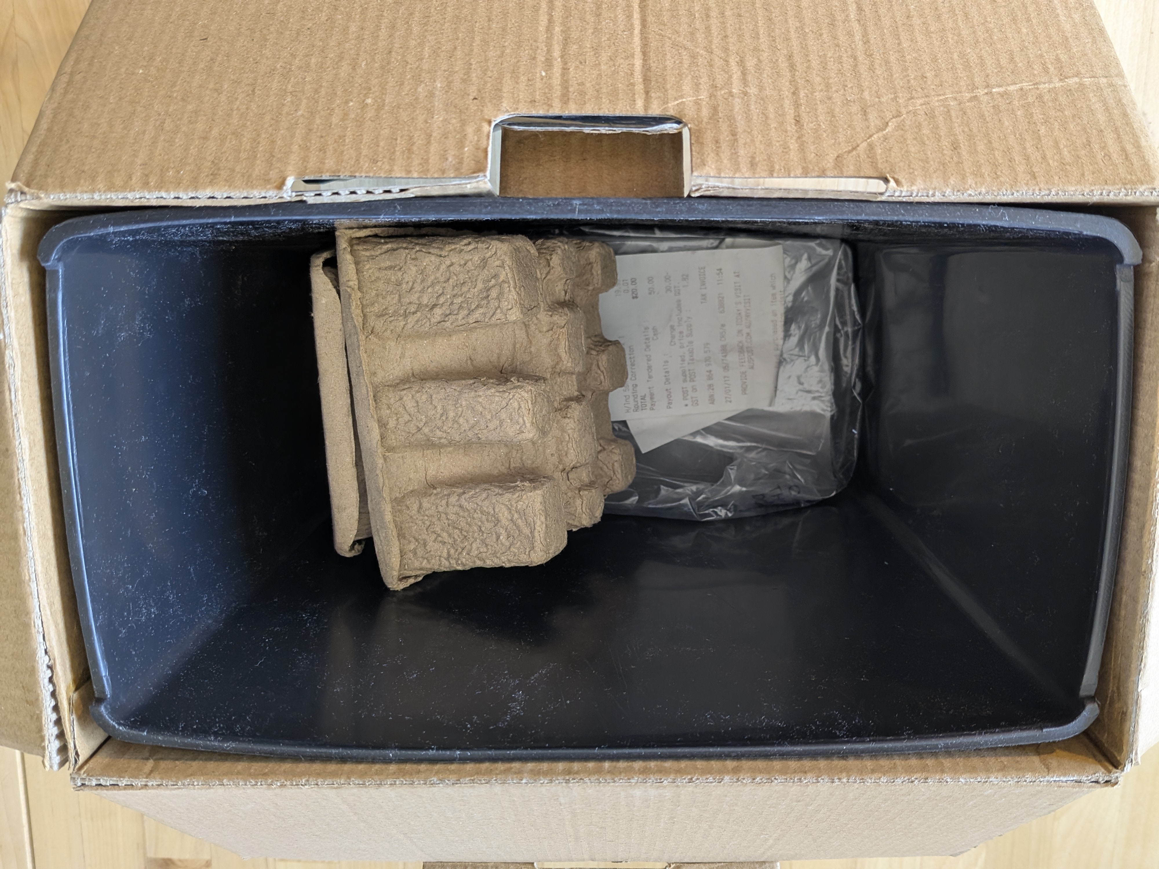 Highlander Strip Cut Shredder, Model VS512SB — Lot 088, photograph 2