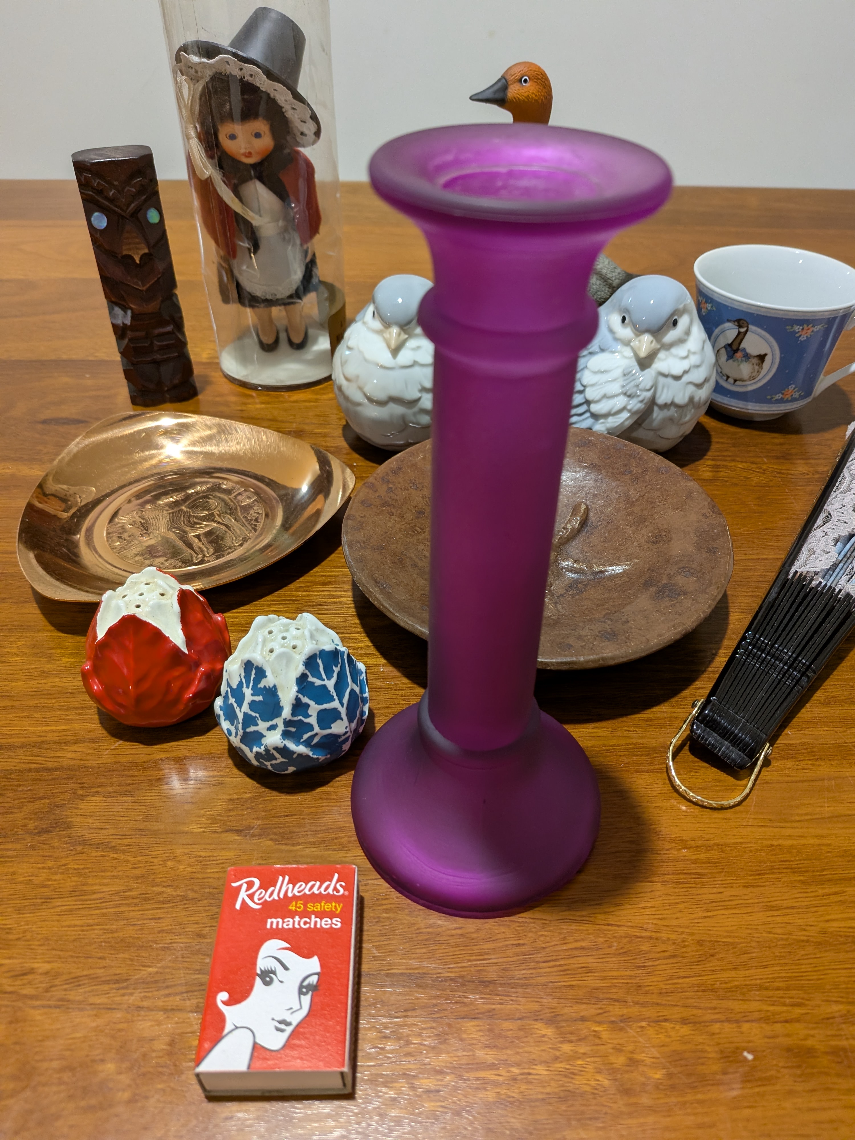 Lot of Decorative Homewares Sundries — Lot 091, photograph 5