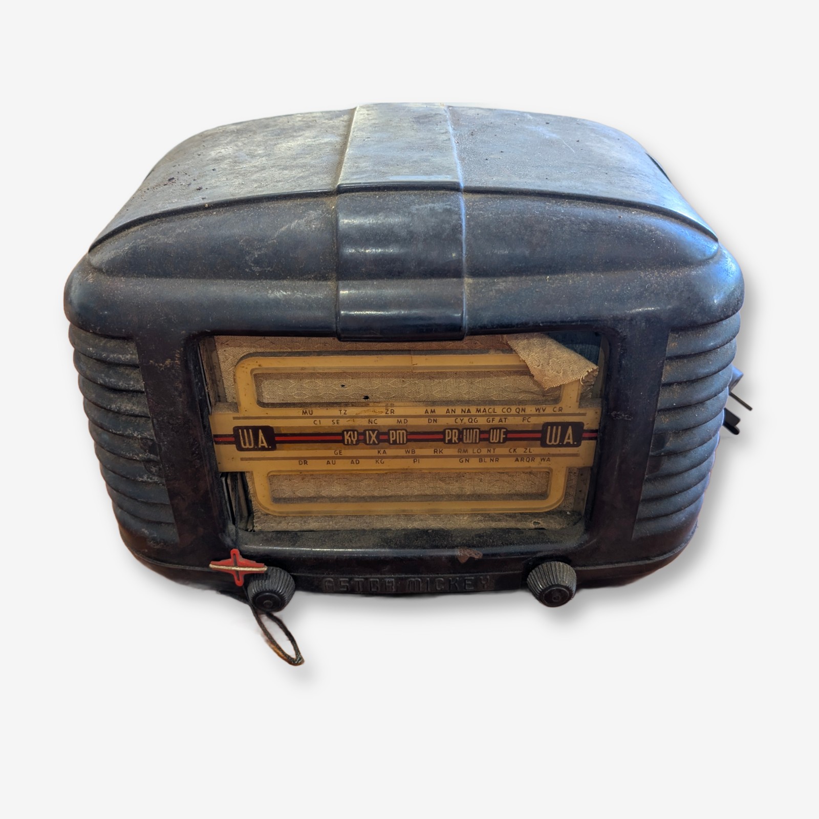 Vintage Peter Mickey Bakelite Radio Receiver — Lot 092