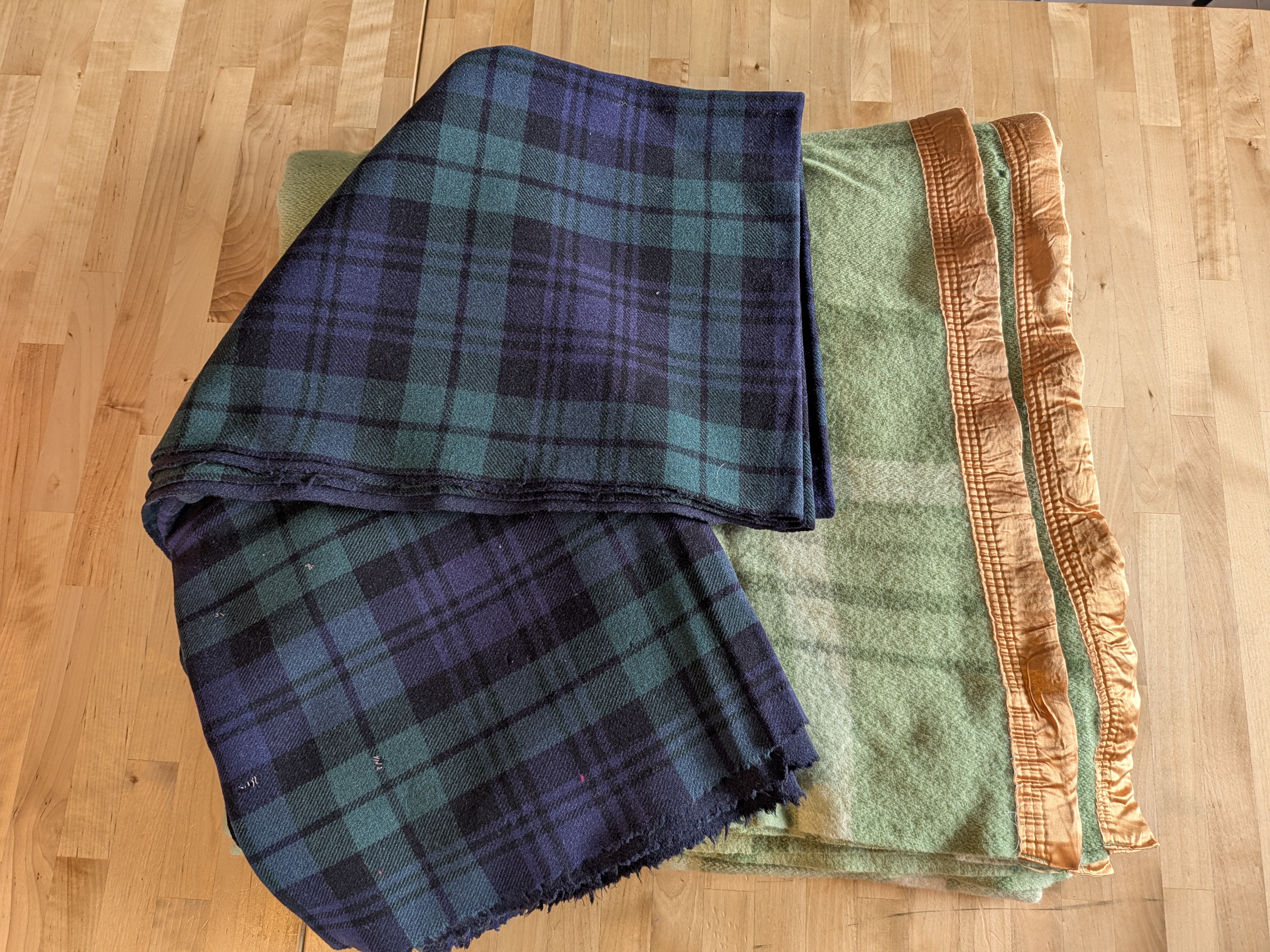 Pair of Vintage Blankets, including Tartan Throw and Green Wool Blanket — Lot 094